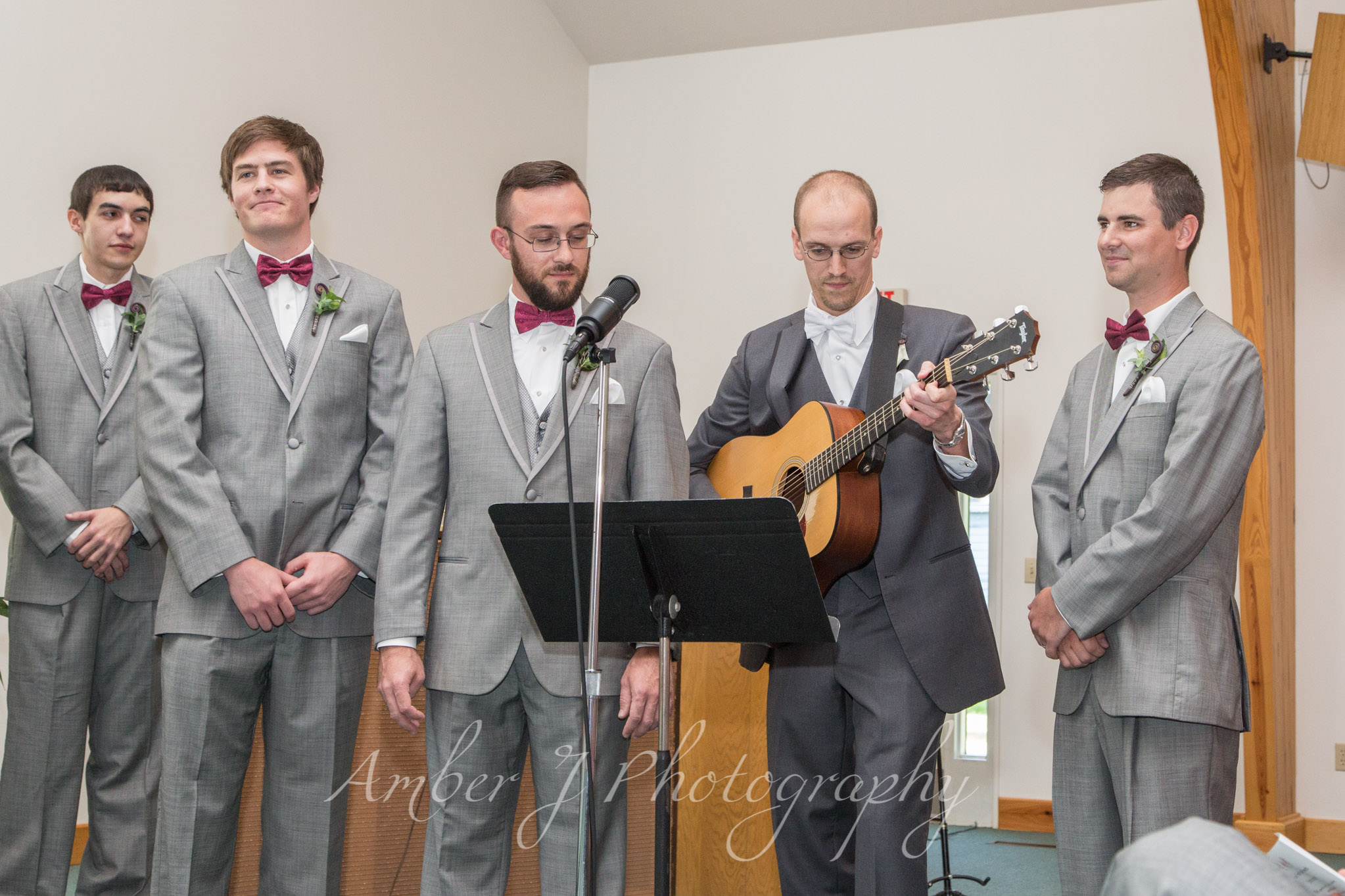 Sommer_Wedding_AmberJphotography_10.jpg