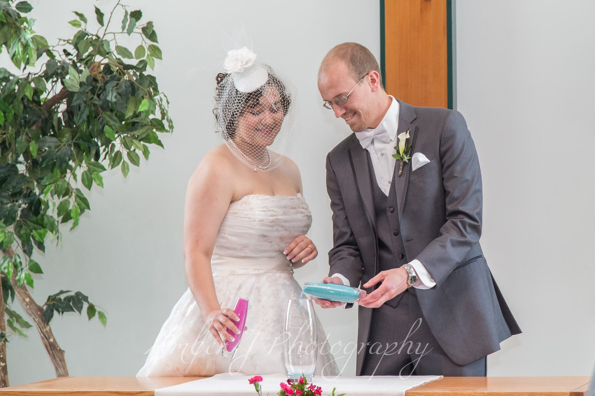 Sommer_Wedding_AmberJphotography_13.jpg