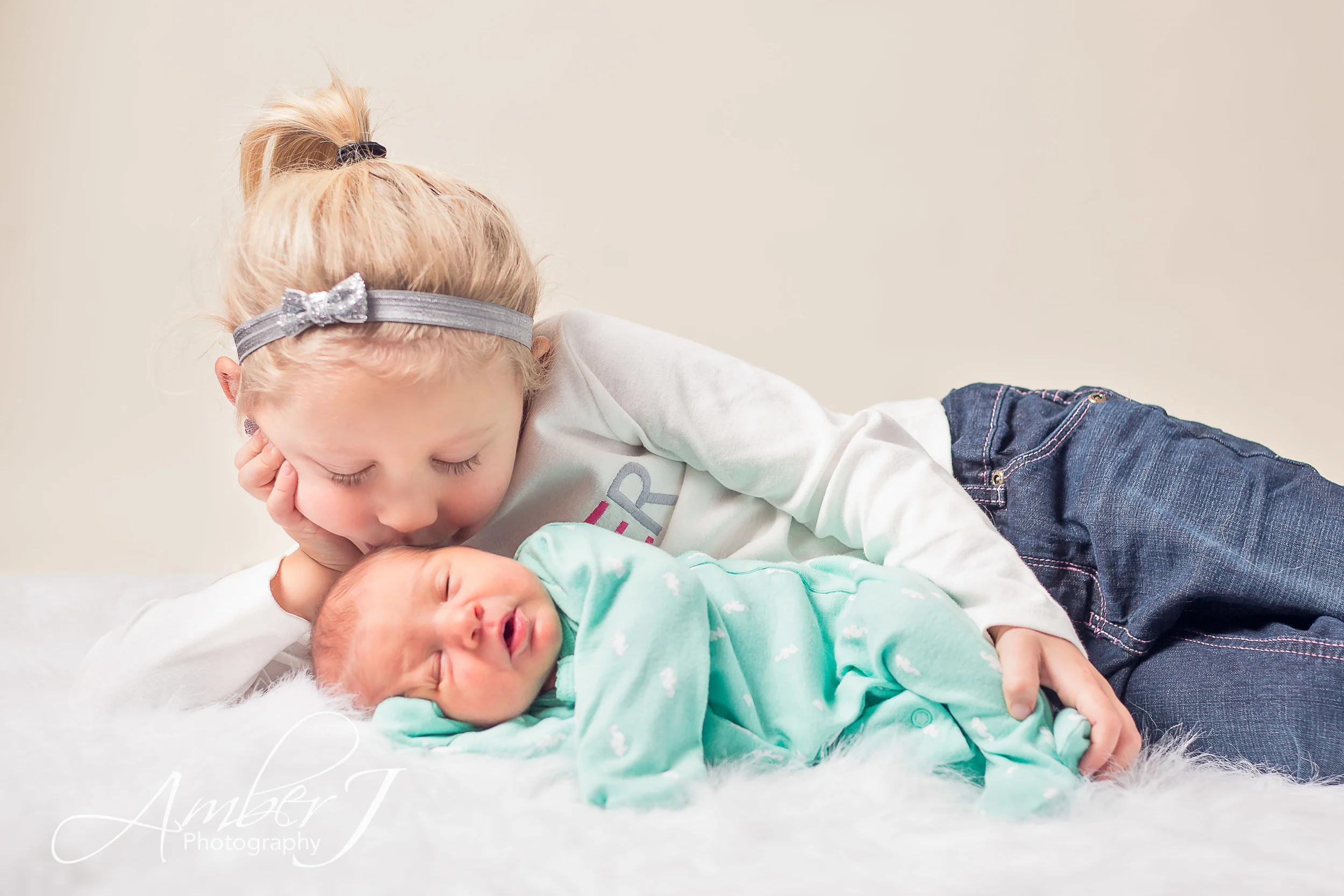 ButtonFamily_AmberJPhotography_Blog_04.jpg