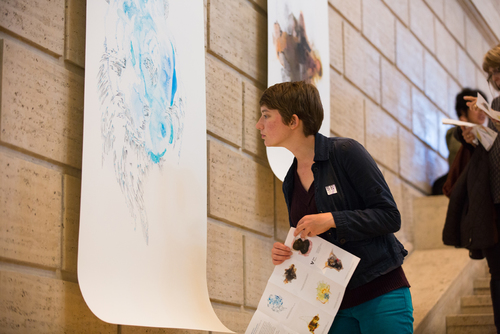 Visitor examines Miriam Mills, Jar , at the Asian Art Museum, May 2014