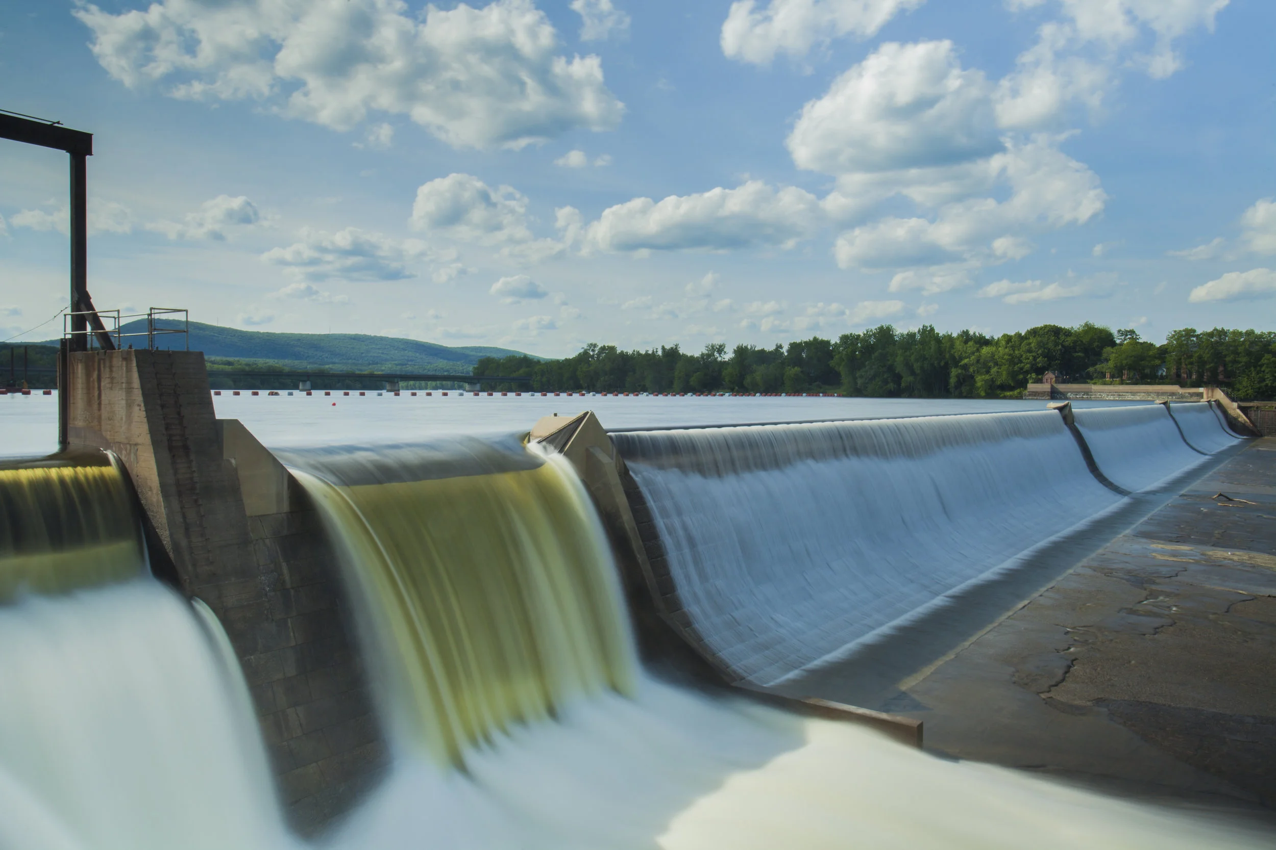 Hydroelectric dam