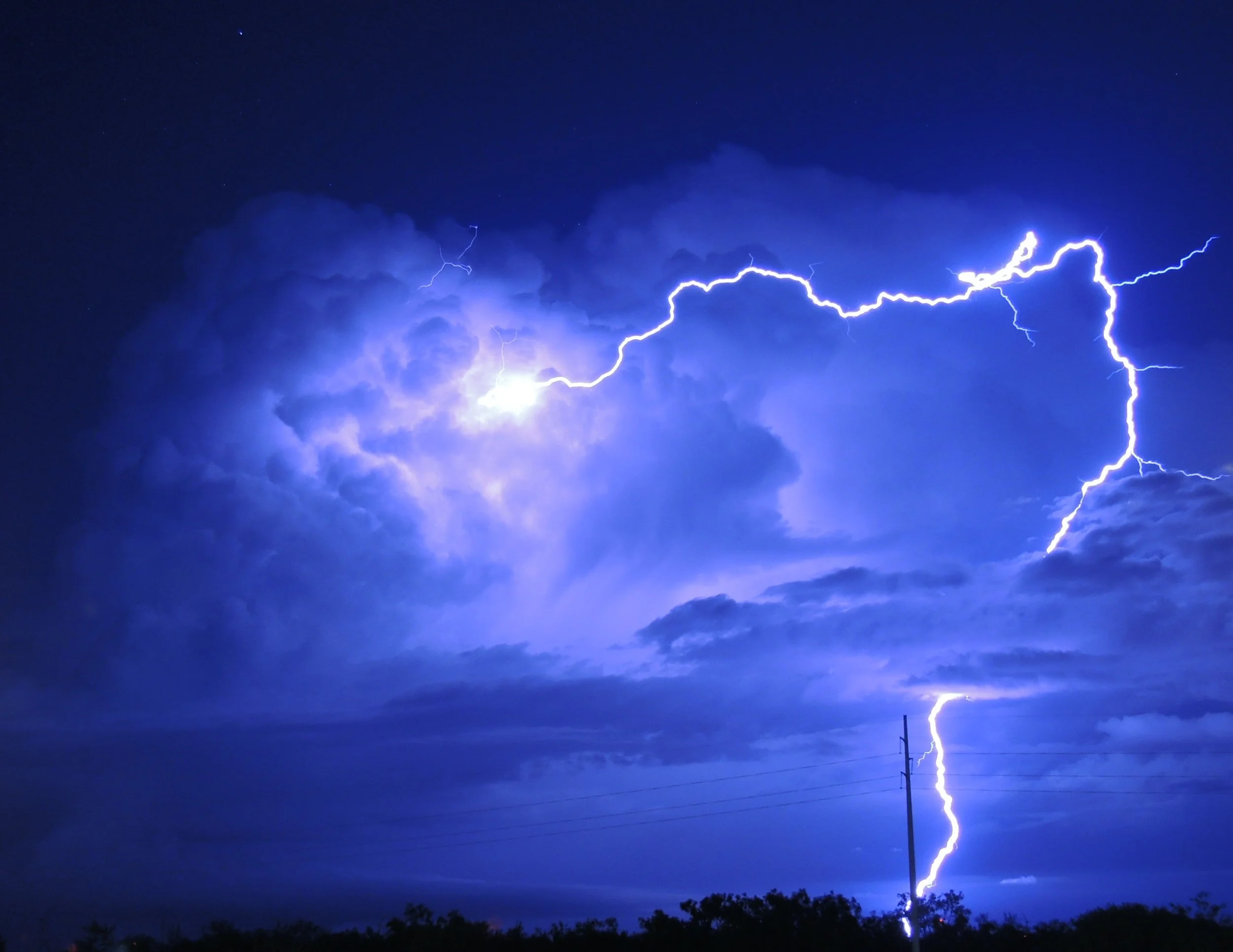 More extreme short-duration thunderstorms likely in the future due to global warming