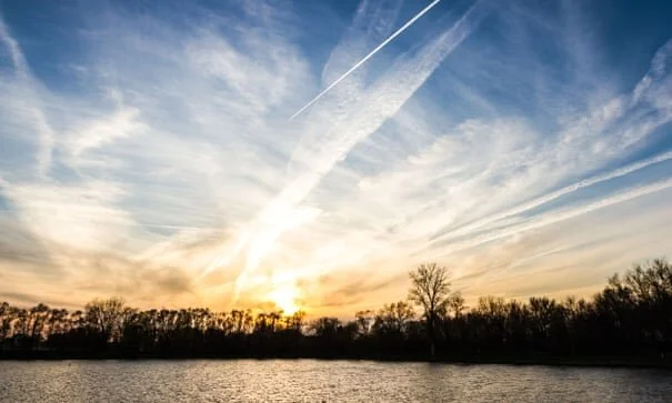 'Dimming the sun': $100m geoengineering research programme proposed