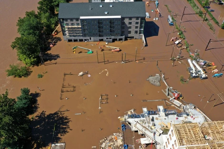 Death toll rises in US north-east after sudden heavy rains and flooding