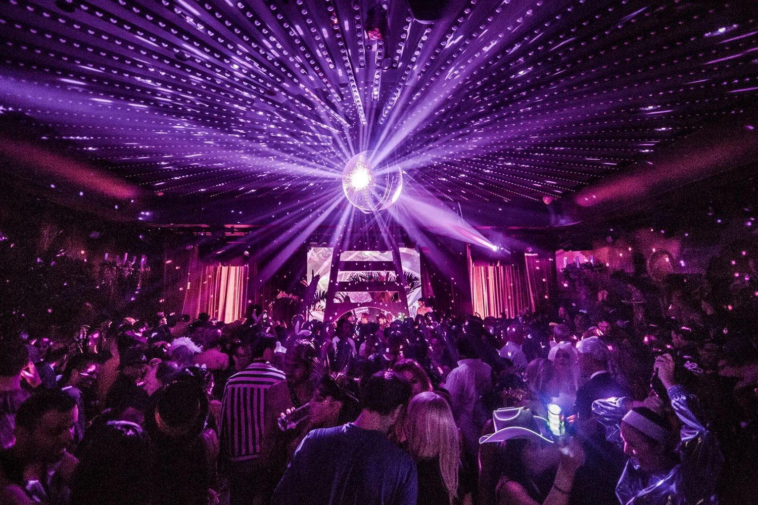 Paradise Club