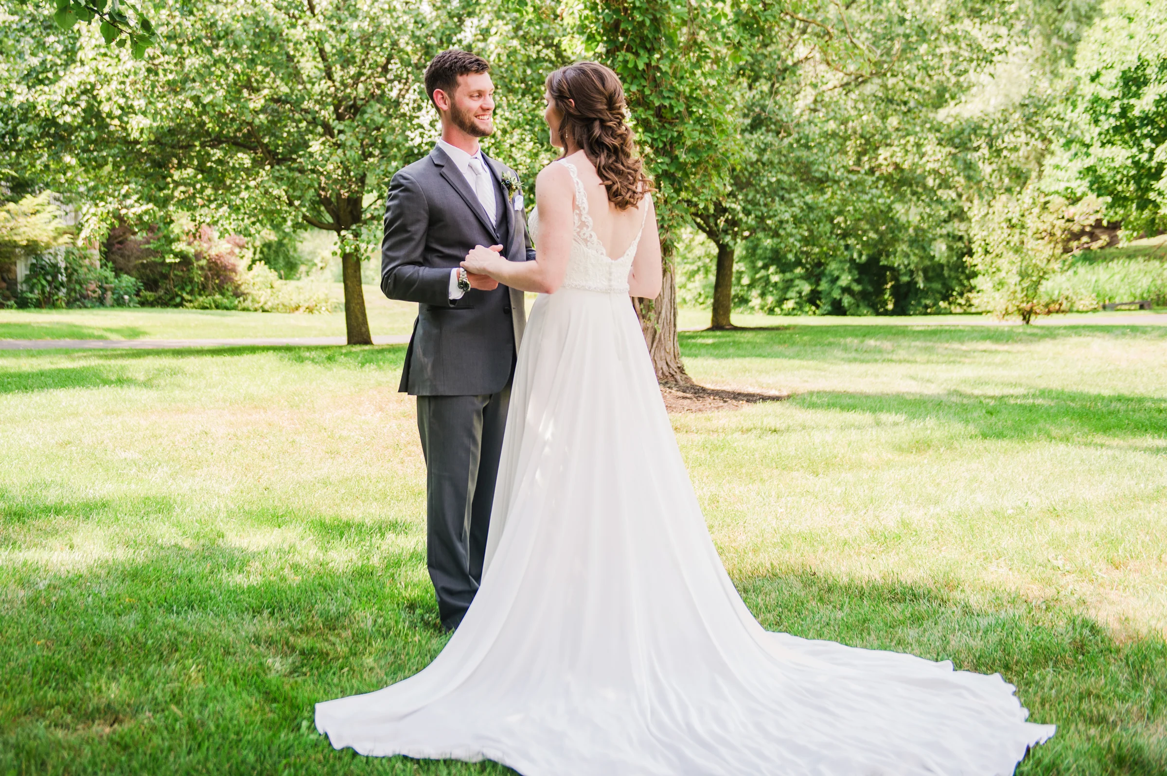 Jerris_Wadsworth_Wedding_Barn_Rochester_Wedding_JILL_STUDIO_Rochester_NY_Photographer_DSC_2281.jpg