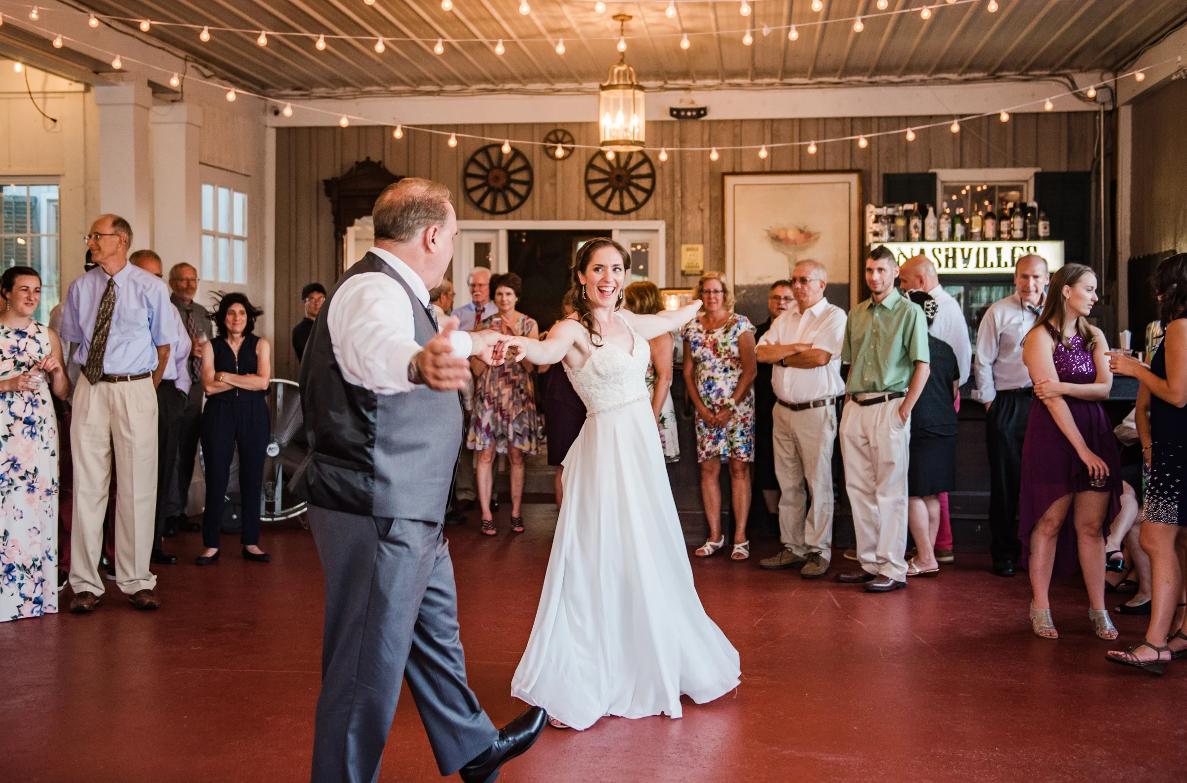 Jerris_Wadsworth_Wedding_Barn_Rochester_Wedding_JILL_STUDIO_Rochester_NY_Photographer_DSC_3018.jpg