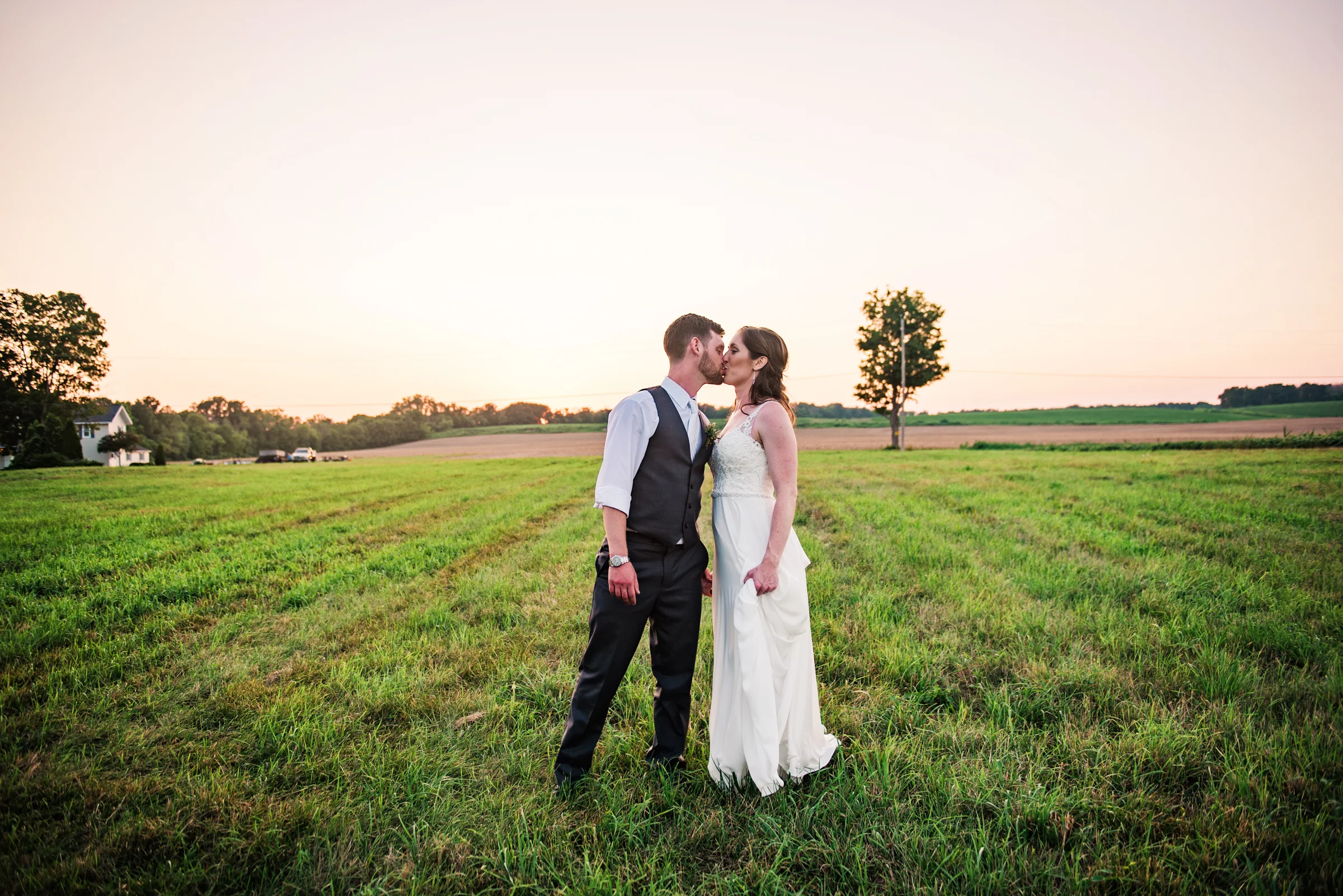 Jerris_Wadsworth_Wedding_Barn_Rochester_Wedding_JILL_STUDIO_Rochester_NY_Photographer_DSC_3132.jpg