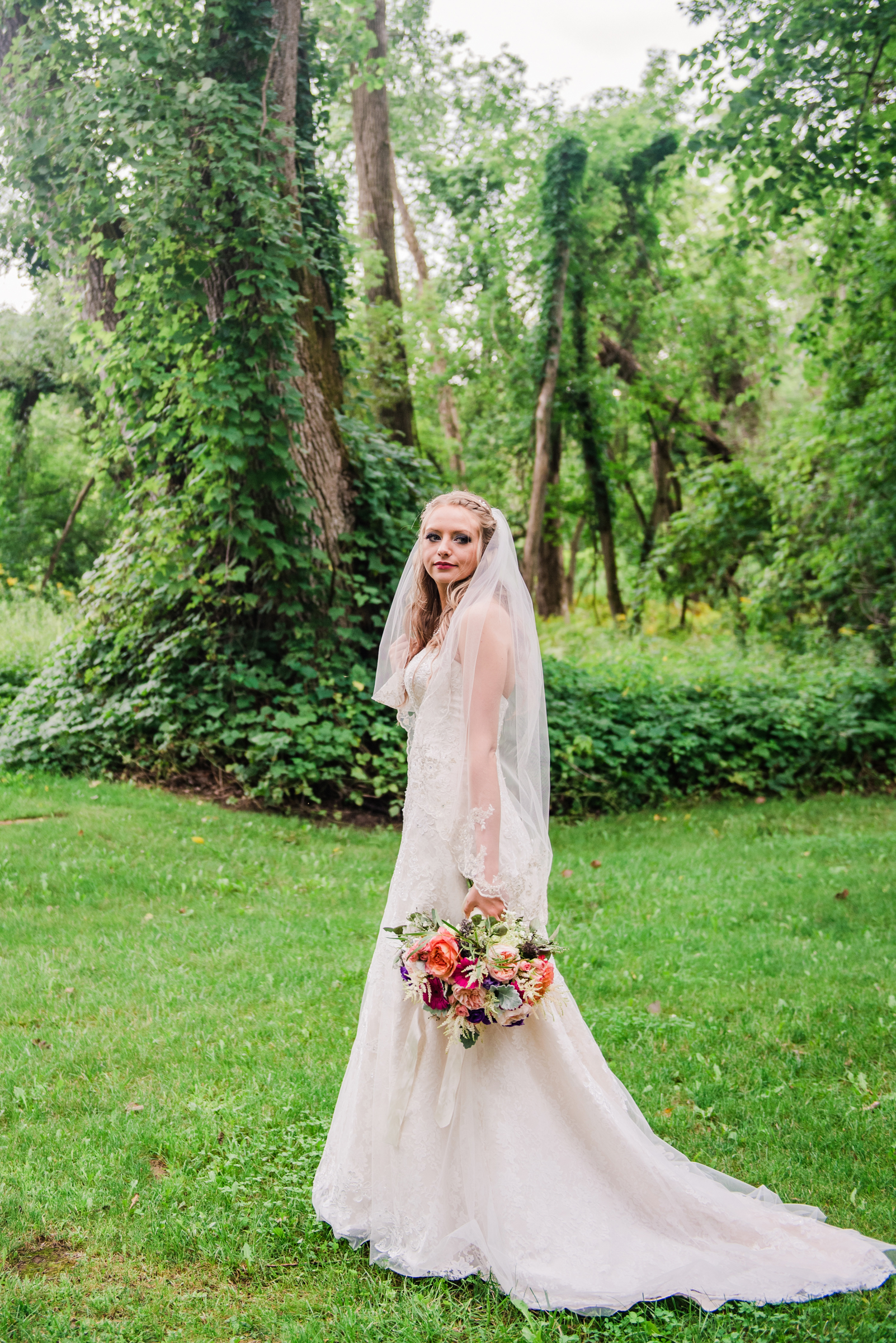 Wolf_Oak_Acres_Central_NY_Wedding_JILL_STUDIO_Rochester_NY_Photographer_DSC_8744.jpg