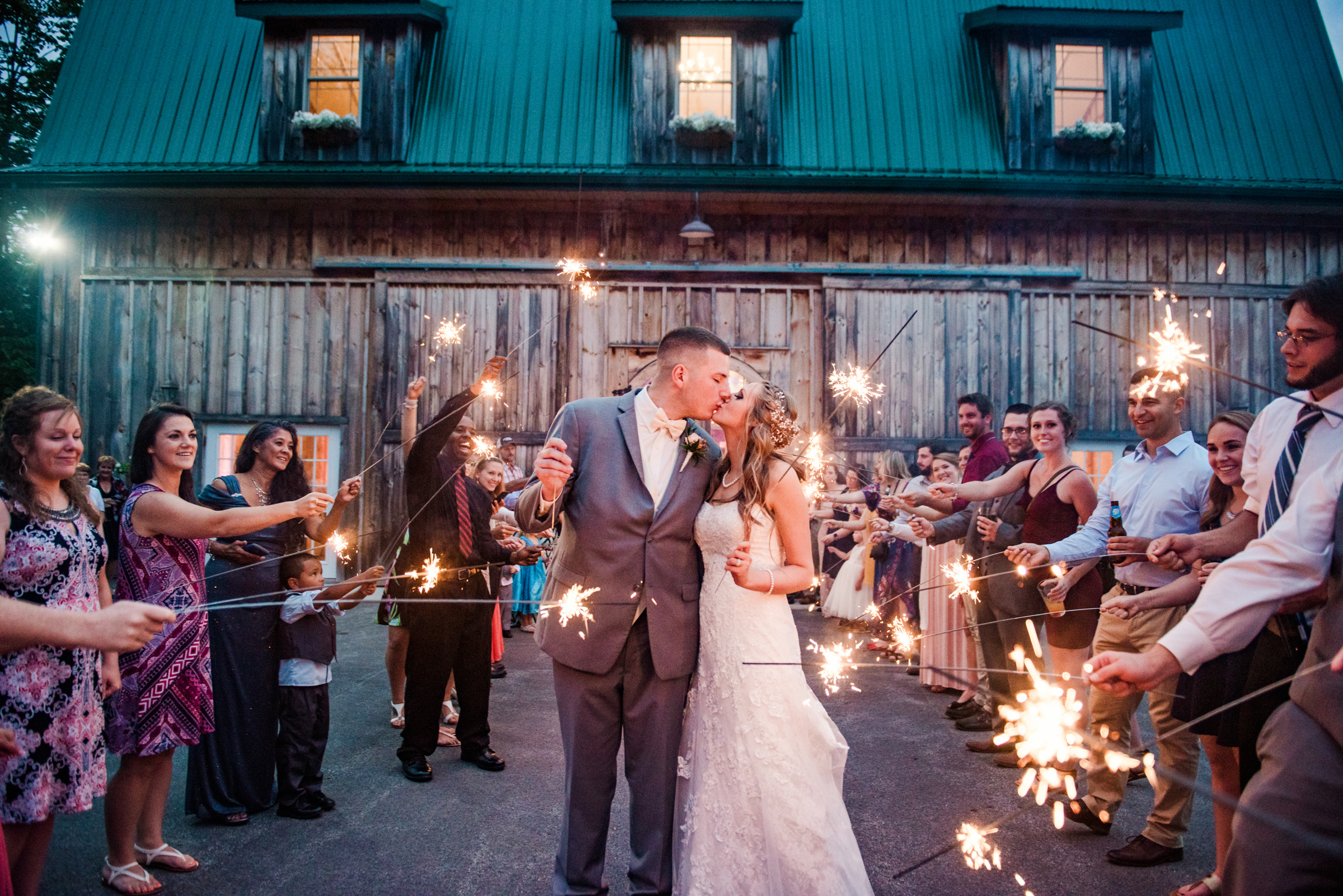 Wolf_Oak_Acres_Central_NY_Wedding_JILL_STUDIO_Rochester_NY_Photographer_DSC_9114.jpg