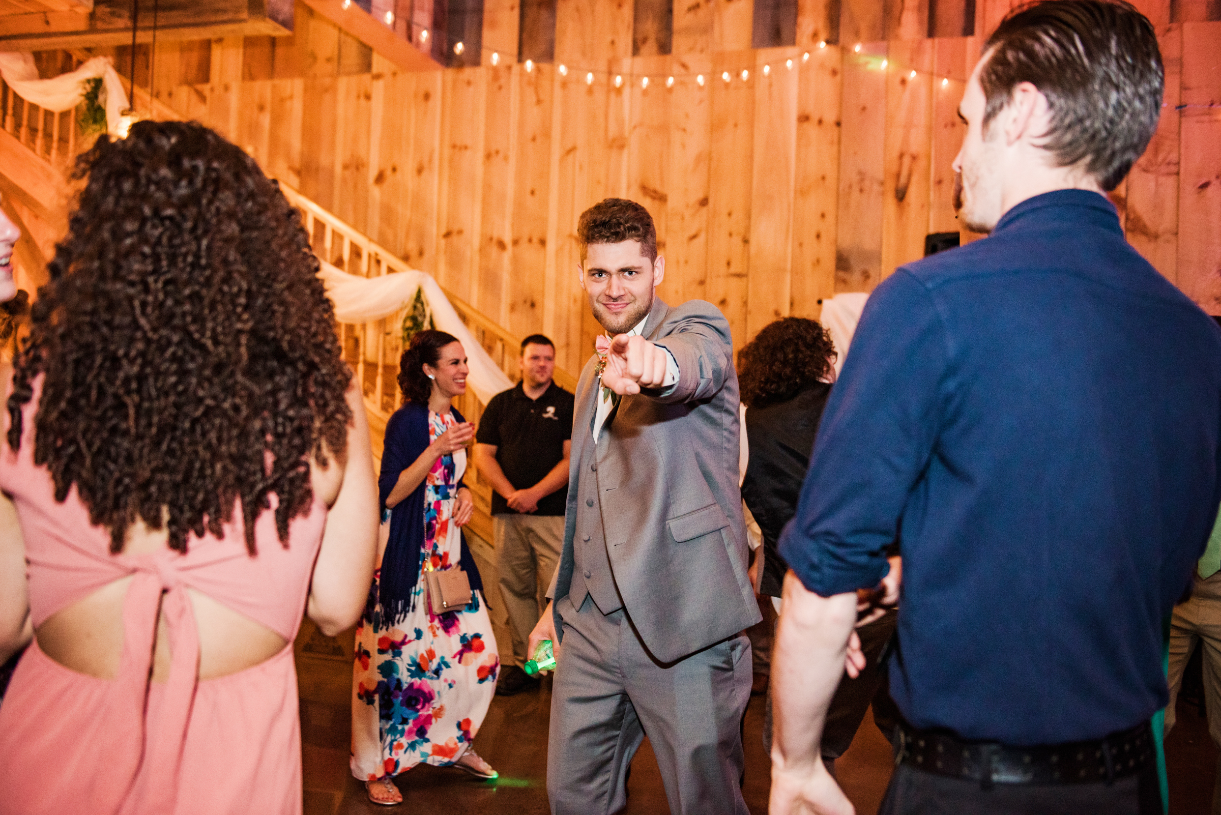 Wolf_Oak_Acres_Central_NY_Wedding_JILL_STUDIO_Rochester_NY_Photographer_DSC_9174.jpg