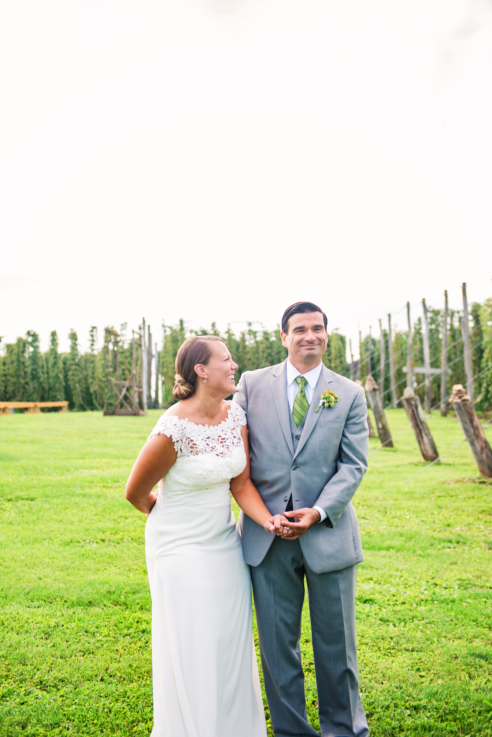 Climbing_Bines_Finger_Lakes_Wedding_JILL_STUDIO_Rochester_NY_Photographer_165759.jpg