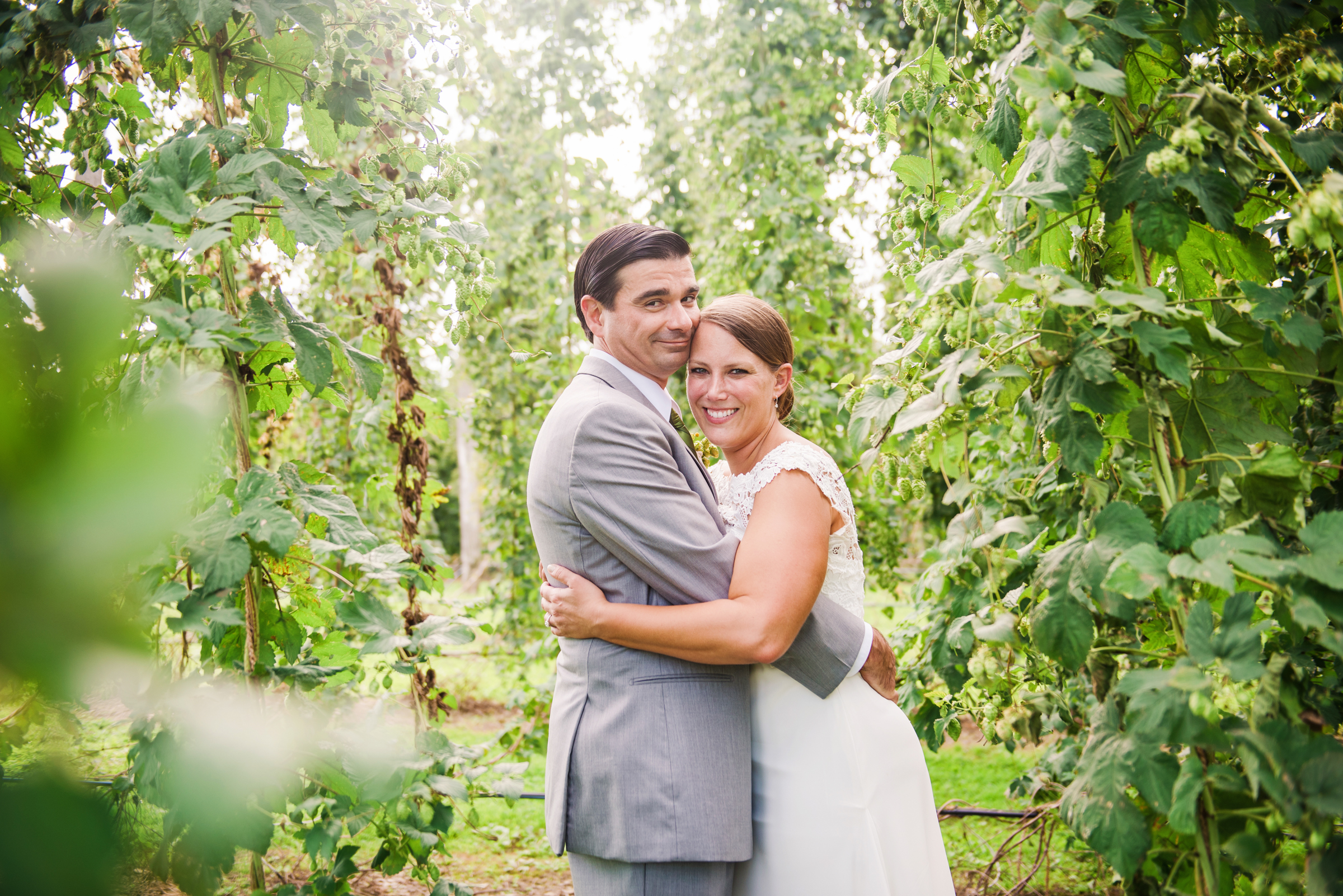 Climbing_Bines_Finger_Lakes_Wedding_JILL_STUDIO_Rochester_NY_Photographer_165954.jpg