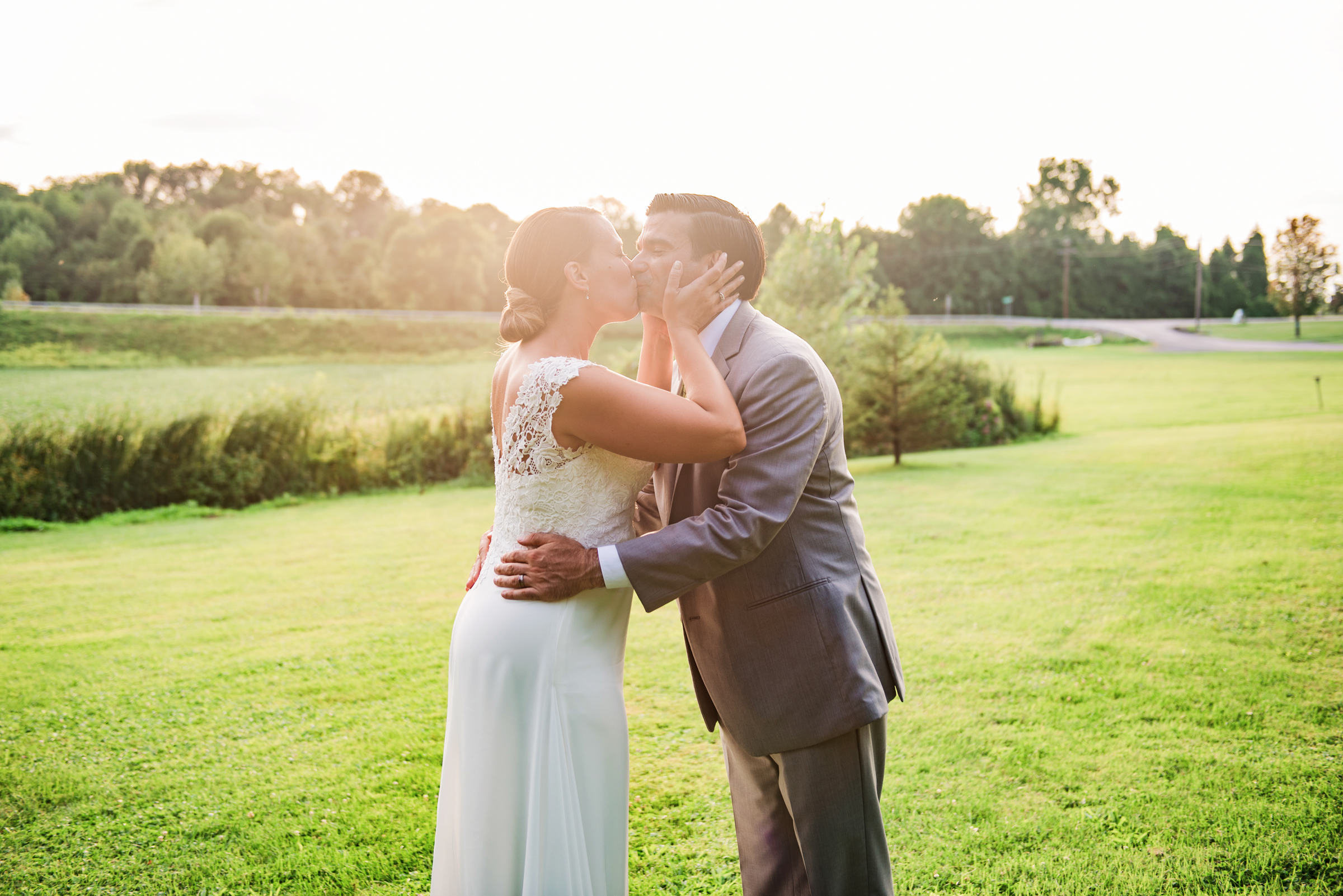 Climbing_Bines_Finger_Lakes_Wedding_JILL_STUDIO_Rochester_NY_Photographer_184551.jpg