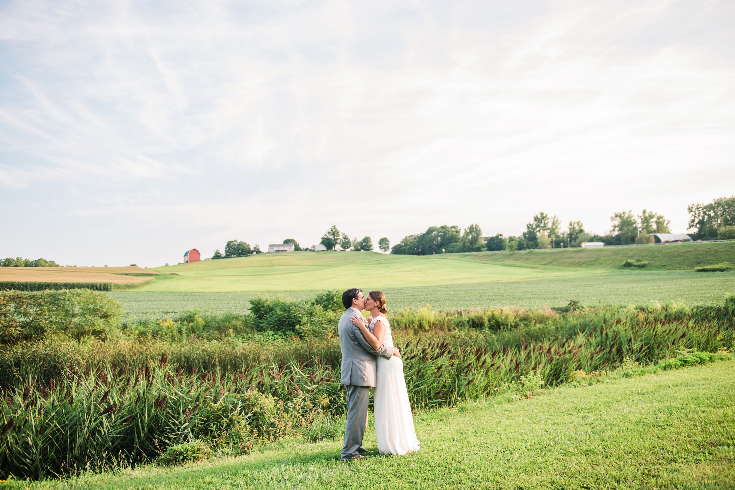 Climbing_Bines_Finger_Lakes_Wedding_JILL_STUDIO_Rochester_NY_Photographer_184718.jpg