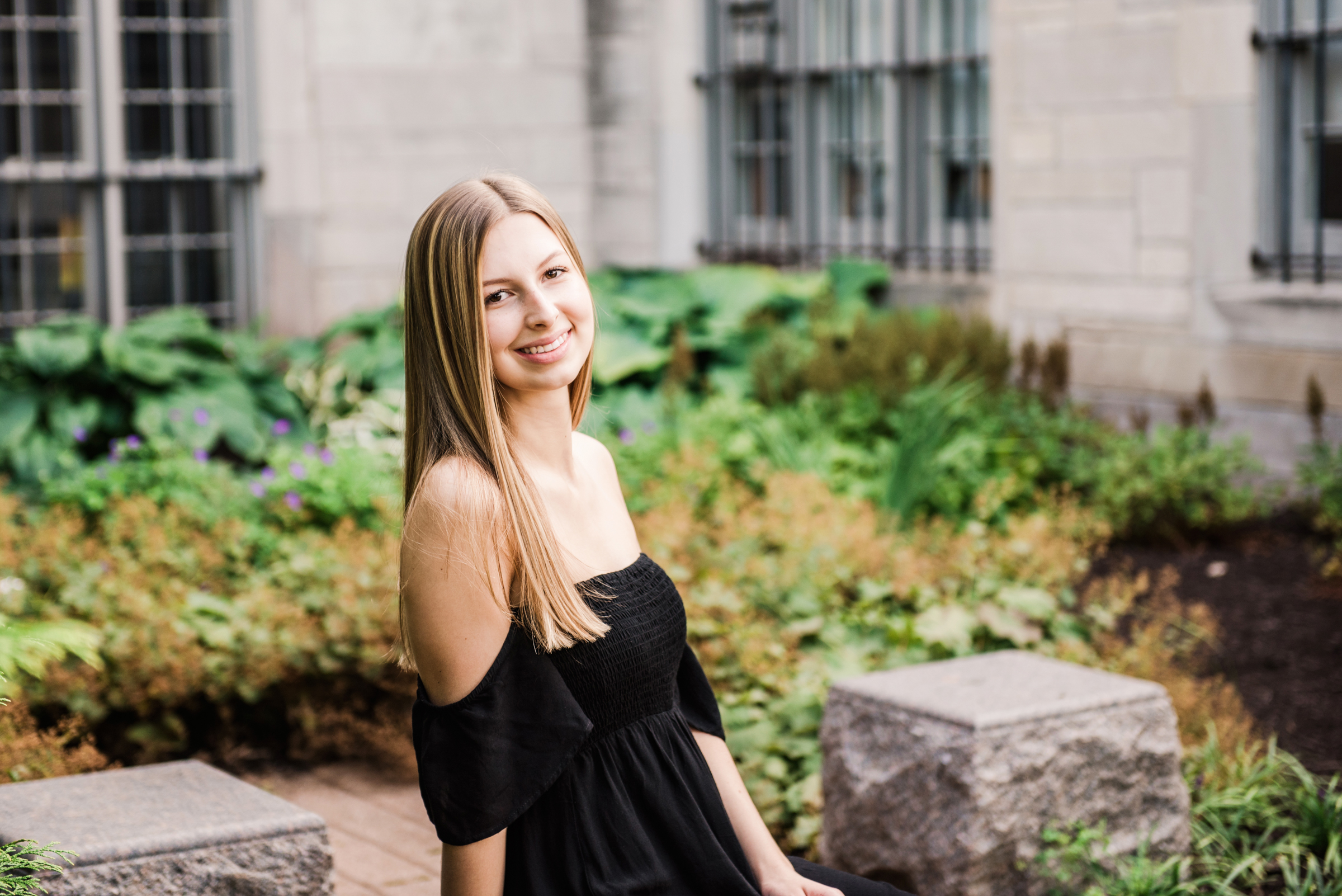 Memorial_Art_Gallery_Webster_Park_Rochester_Senior_Portrait_Session_JILL_STUDIO_Rochester_NY_Photographer_DSC_9666.jpg