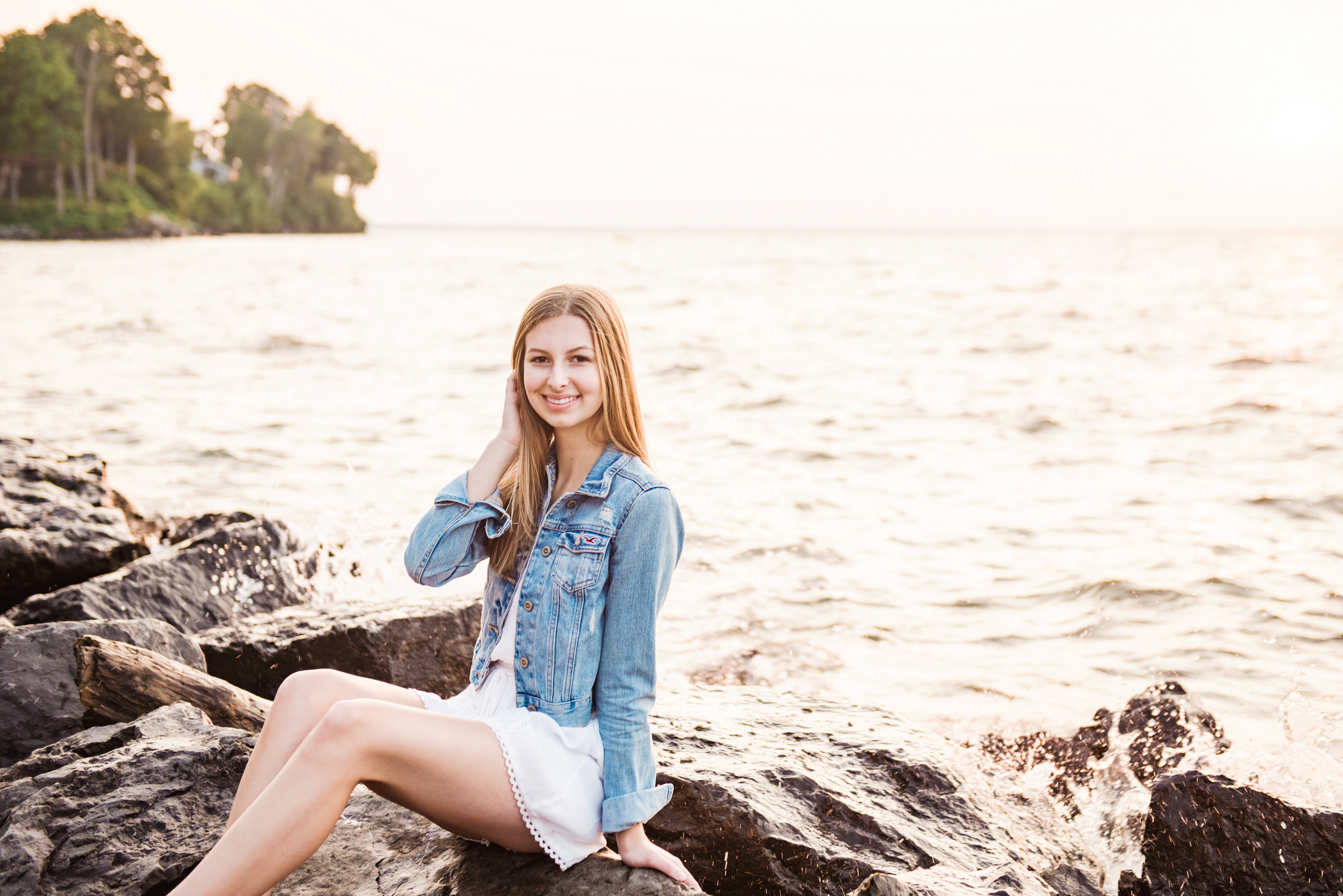 Memorial_Art_Gallery_Webster_Park_Rochester_Senior_Portrait_Session_JILL_STUDIO_Rochester_NY_Photographer_DSC_9840.jpg