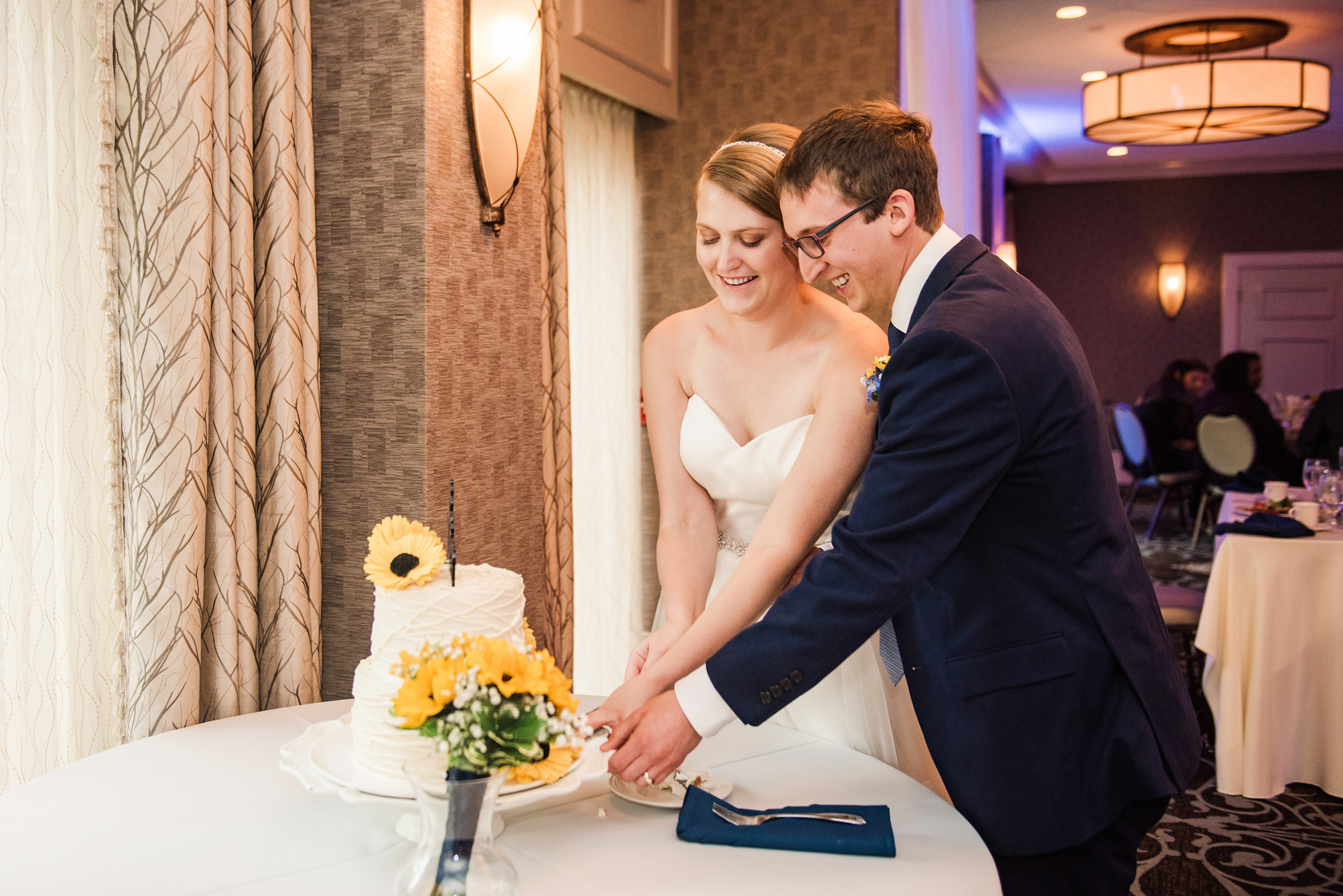 Woodcliff_Hotel_and_Spa_Rochester_Wedding_JILL_STUDIO_Rochester_NY_Photographer_DSC_3025.jpg