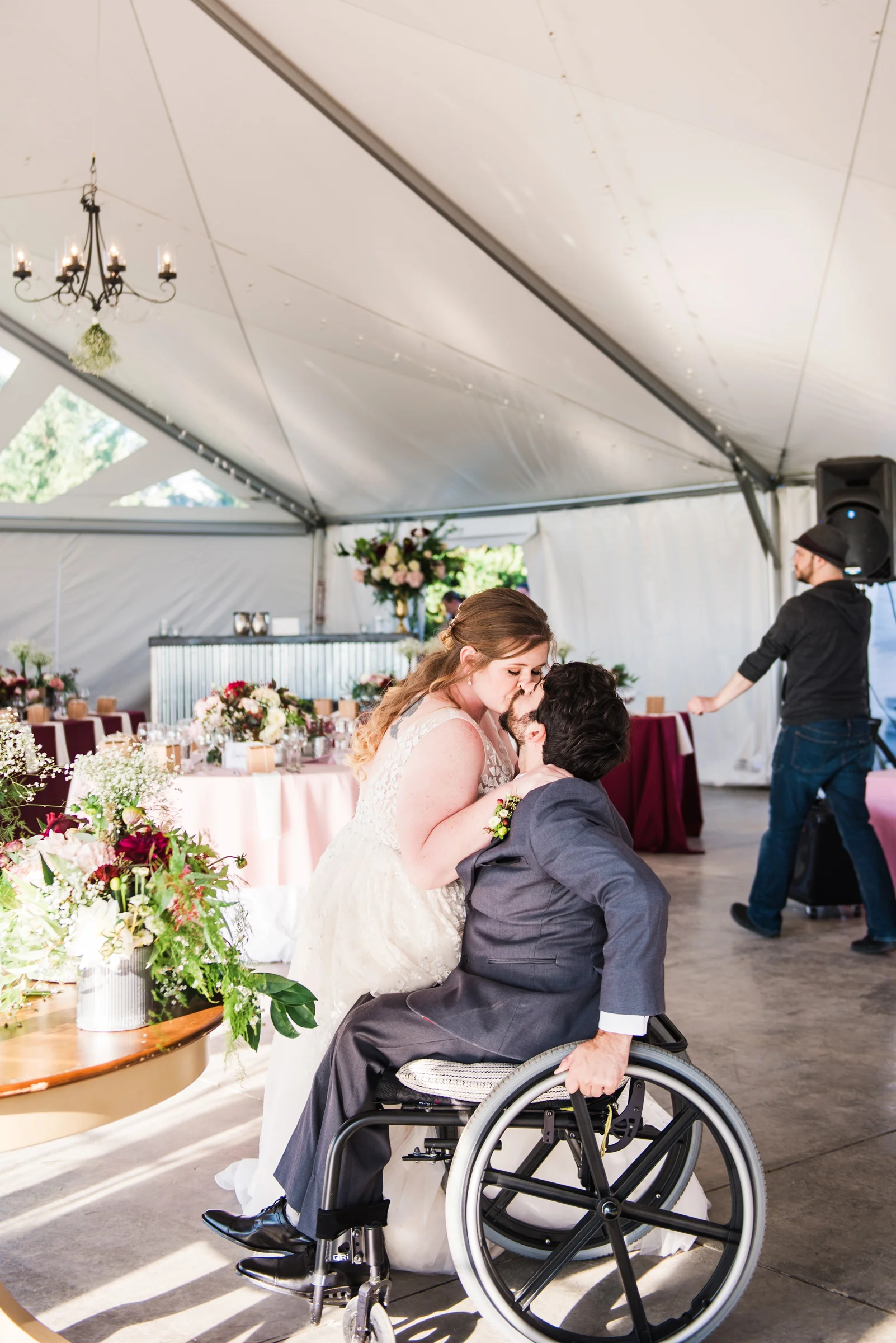 Zugibe_Vineyards_Finger_Lakes_Wedding_JILL_STUDIO_Rochester_NY_Photographer_DSC_3846.jpg
