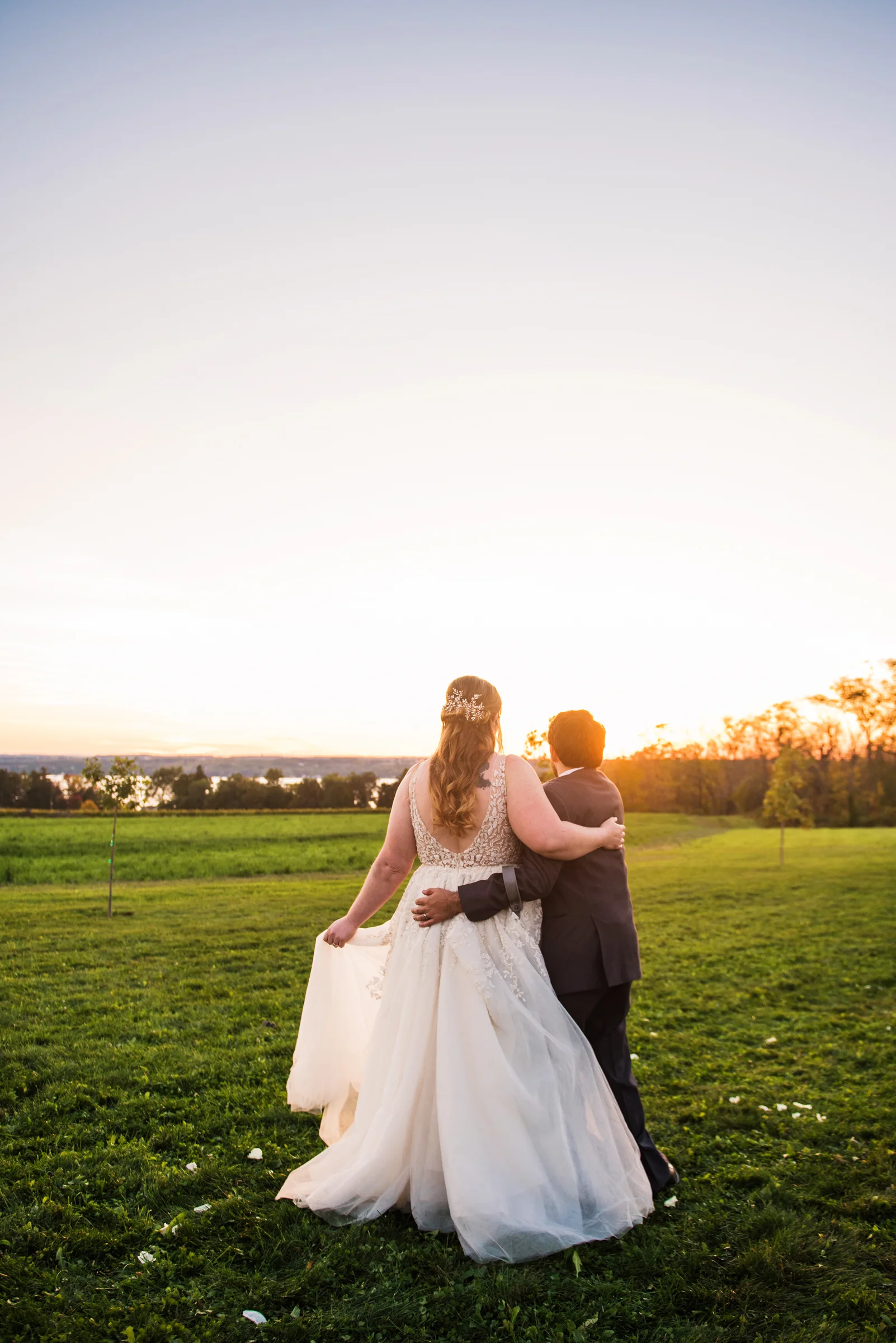 Zugibe_Vineyards_Finger_Lakes_Wedding_JILL_STUDIO_Rochester_NY_Photographer_DSC_4215.jpg