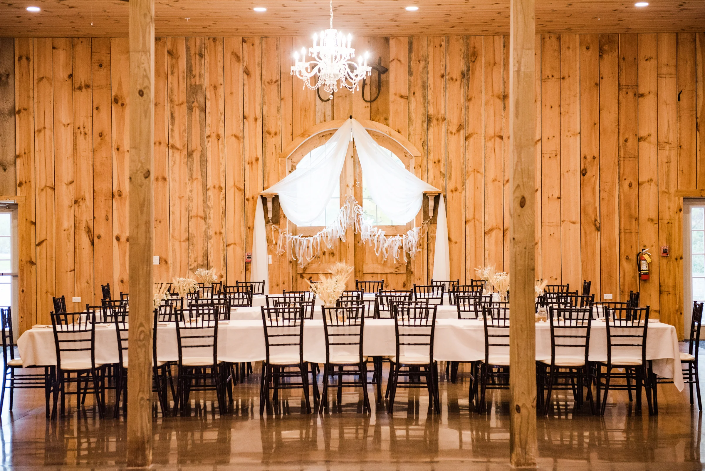 Wolf_Oak_Acres_Central_NY_Wedding_JILL_STUDIO_Rochester_NY_Photographer_DSC_6957.jpg