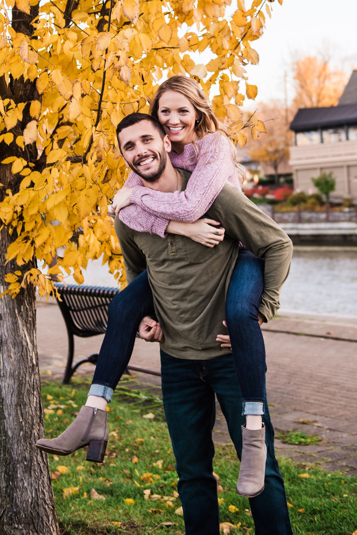 Village_of_Fairport_Rochester_Engagement_Session_JILL_STUDIO_Rochester_NY_Photographer_DSC_8696.jpg