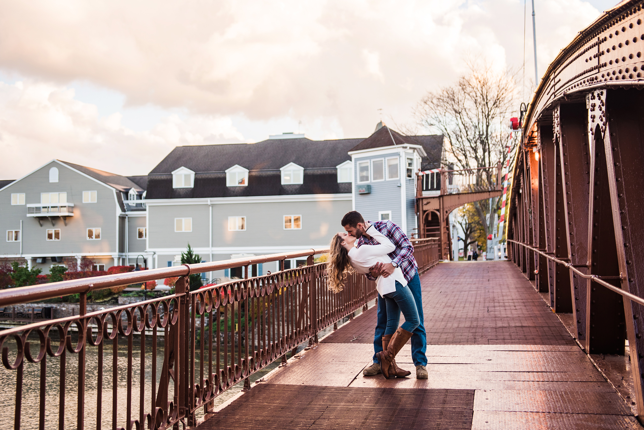 Village_of_Fairport_Rochester_Engagement_Session_JILL_STUDIO_Rochester_NY_Photographer_DSC_8782.jpg