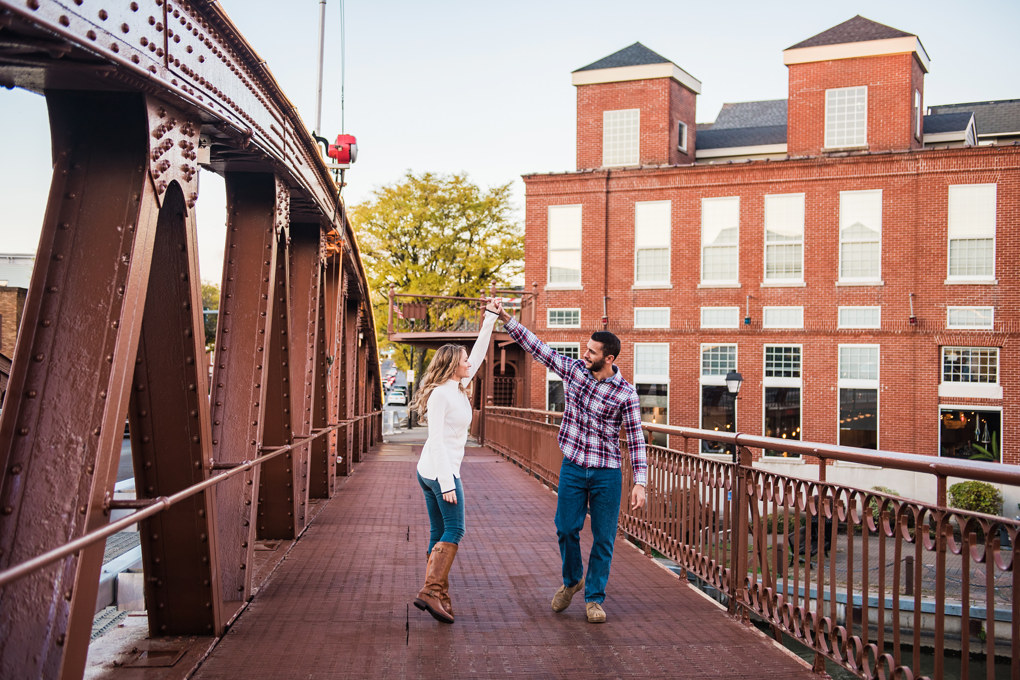 Village_of_Fairport_Rochester_Engagement_Session_JILL_STUDIO_Rochester_NY_Photographer_DSC_8849.jpg