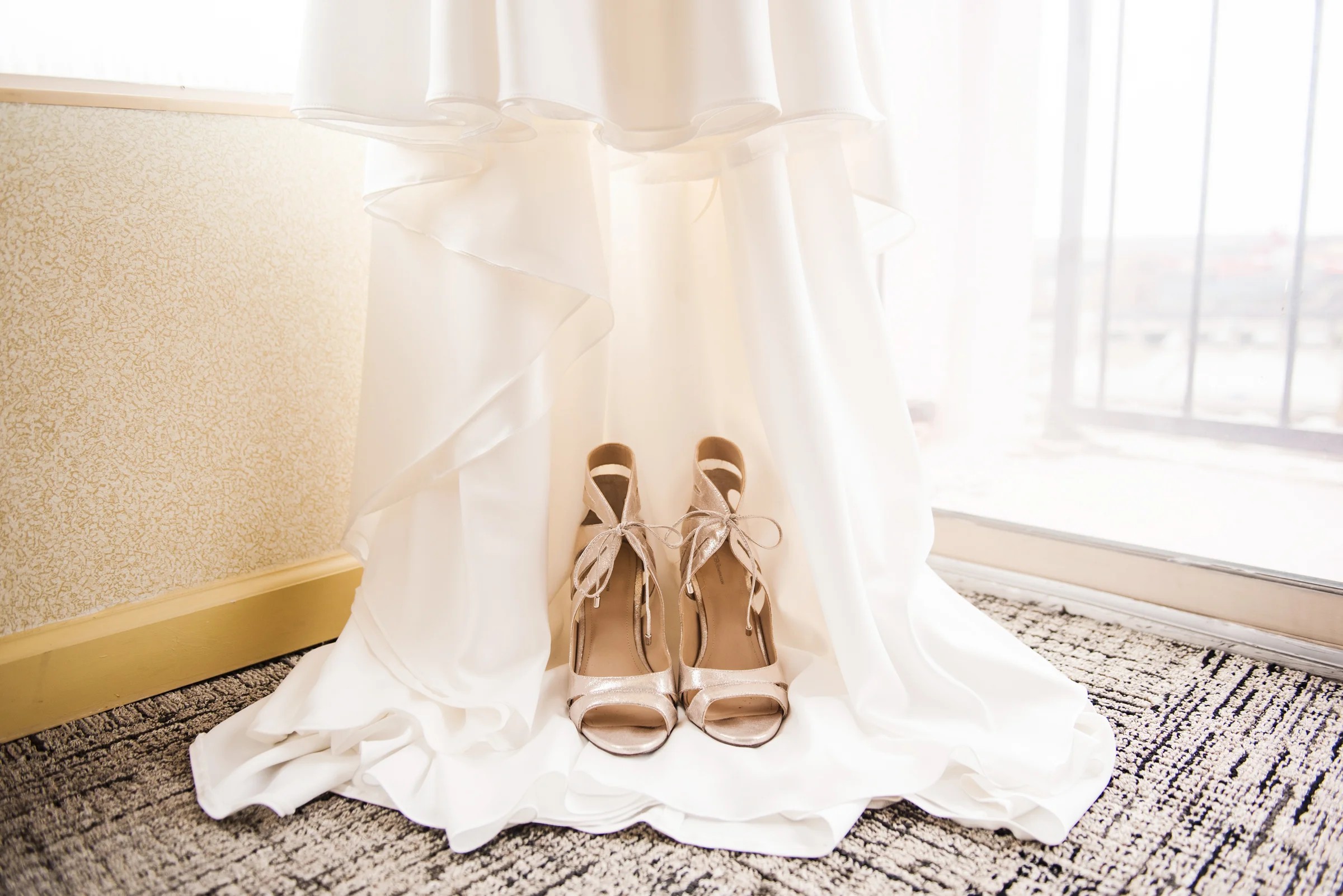 Wintergarden_by_Monroes_Rochester_Wedding_JILL_STUDIO_Rochester_NY_Photographer_150639.jpg