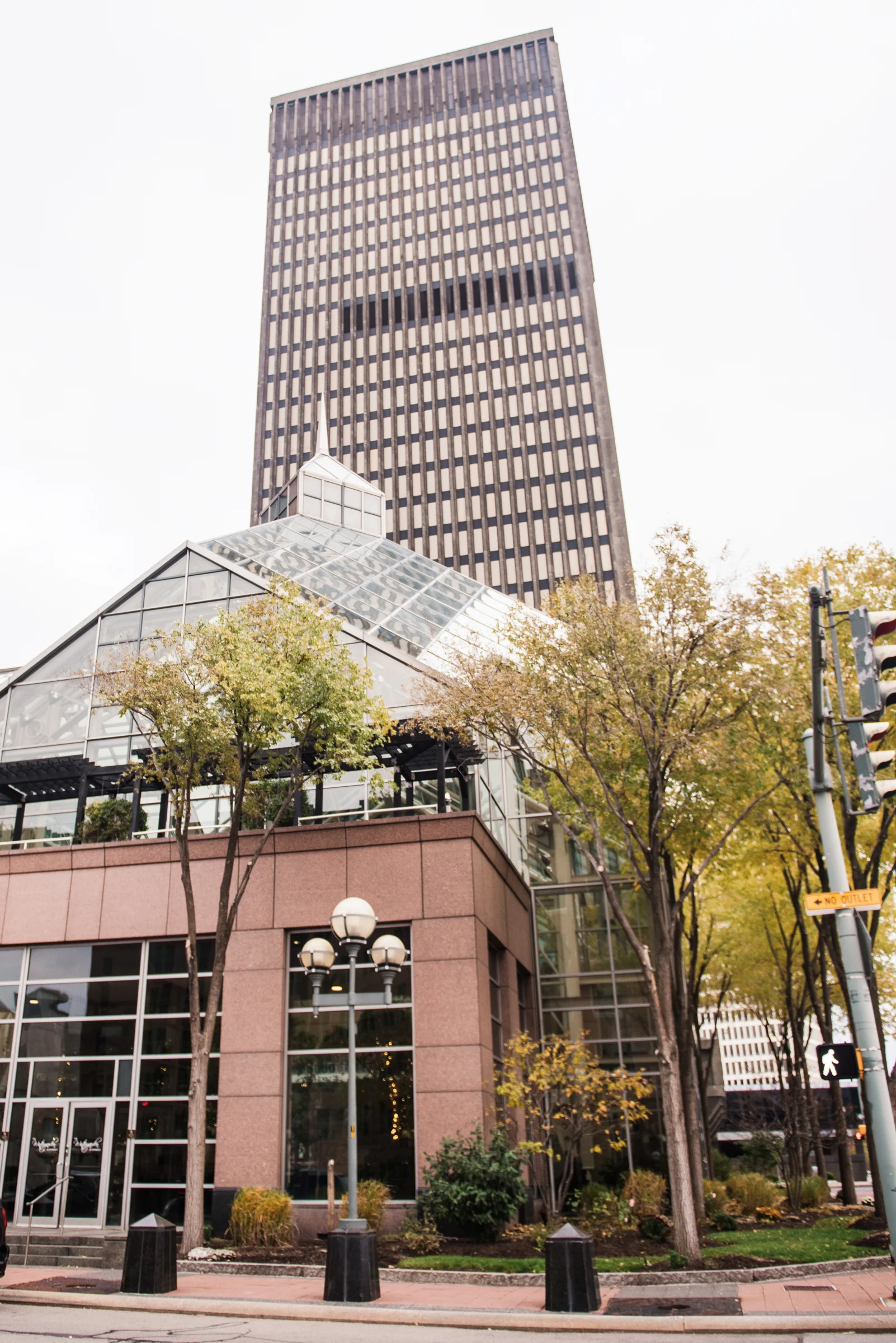 Wintergarden_by_Monroes_Rochester_Wedding_JILL_STUDIO_Rochester_NY_Photographer_170805.jpg