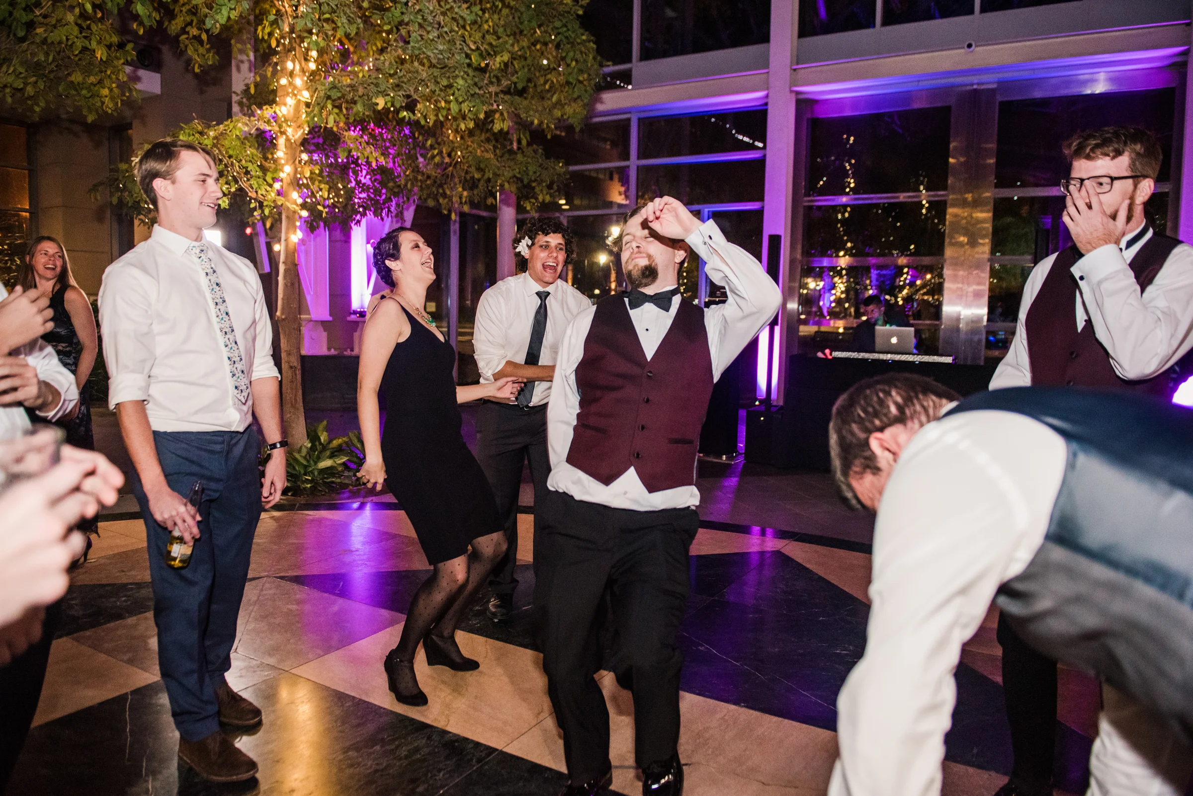 Wintergarden_by_Monroes_Rochester_Wedding_JILL_STUDIO_Rochester_NY_Photographer_220508.jpg