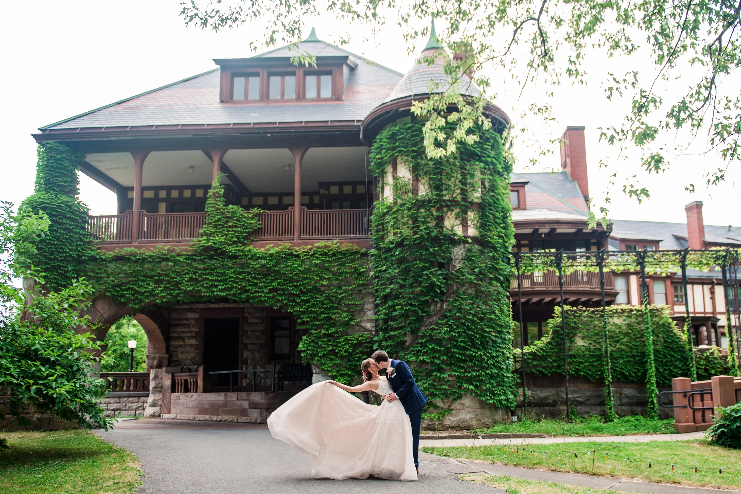 JILL_STUDIO_Wedding_JILL_STUDIO_Rochester_NY_Photographer_12-Sonnenberg_GardensFinger_Lakes_Wedding_JILL_STUDIO_Rochester_NY_Photographer_164820.jpg