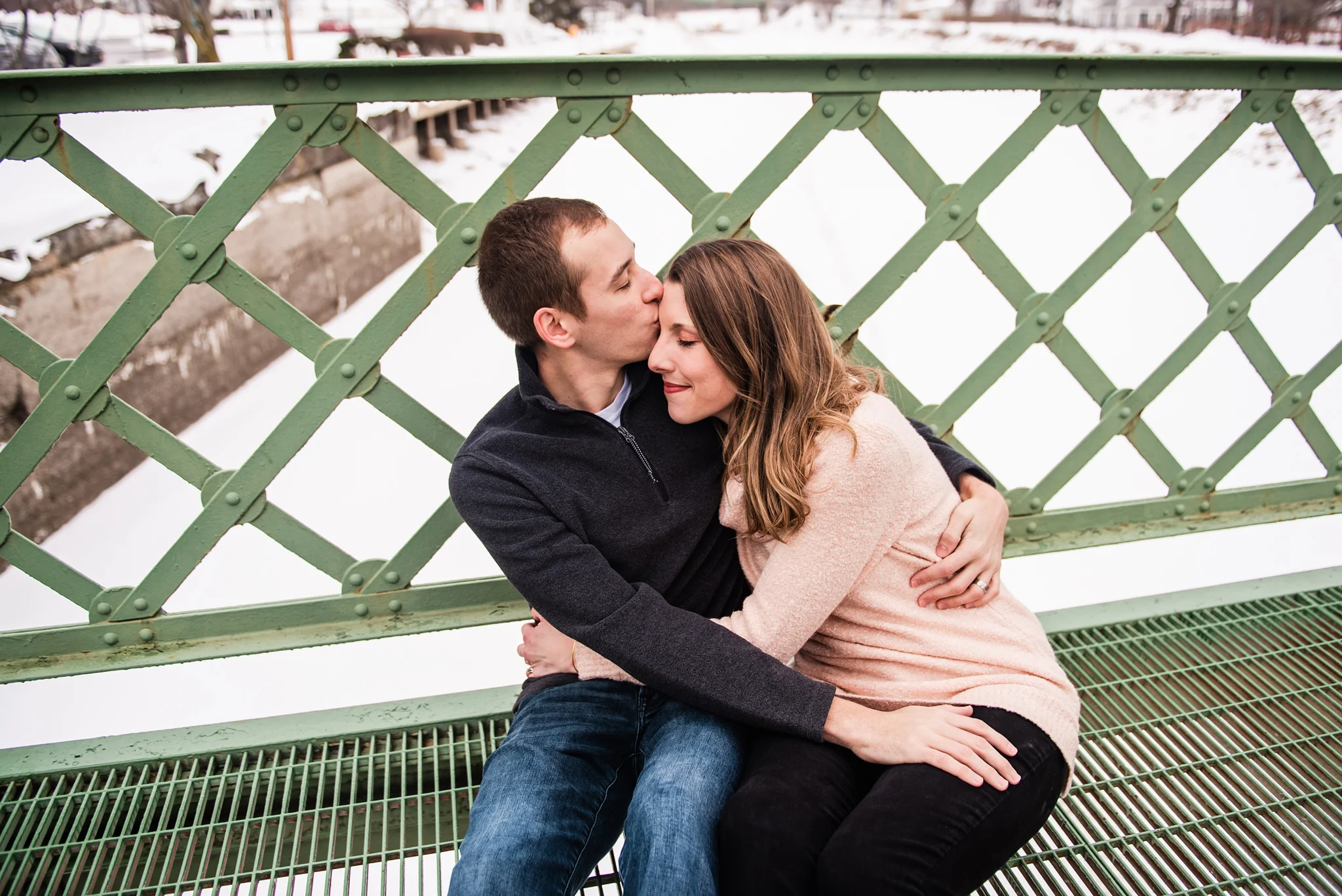 Spencerport_Village_Rochester_Couples_Session_JILL_STUDIO_Rochester_NY_Photographer_DSC_5046.jpg