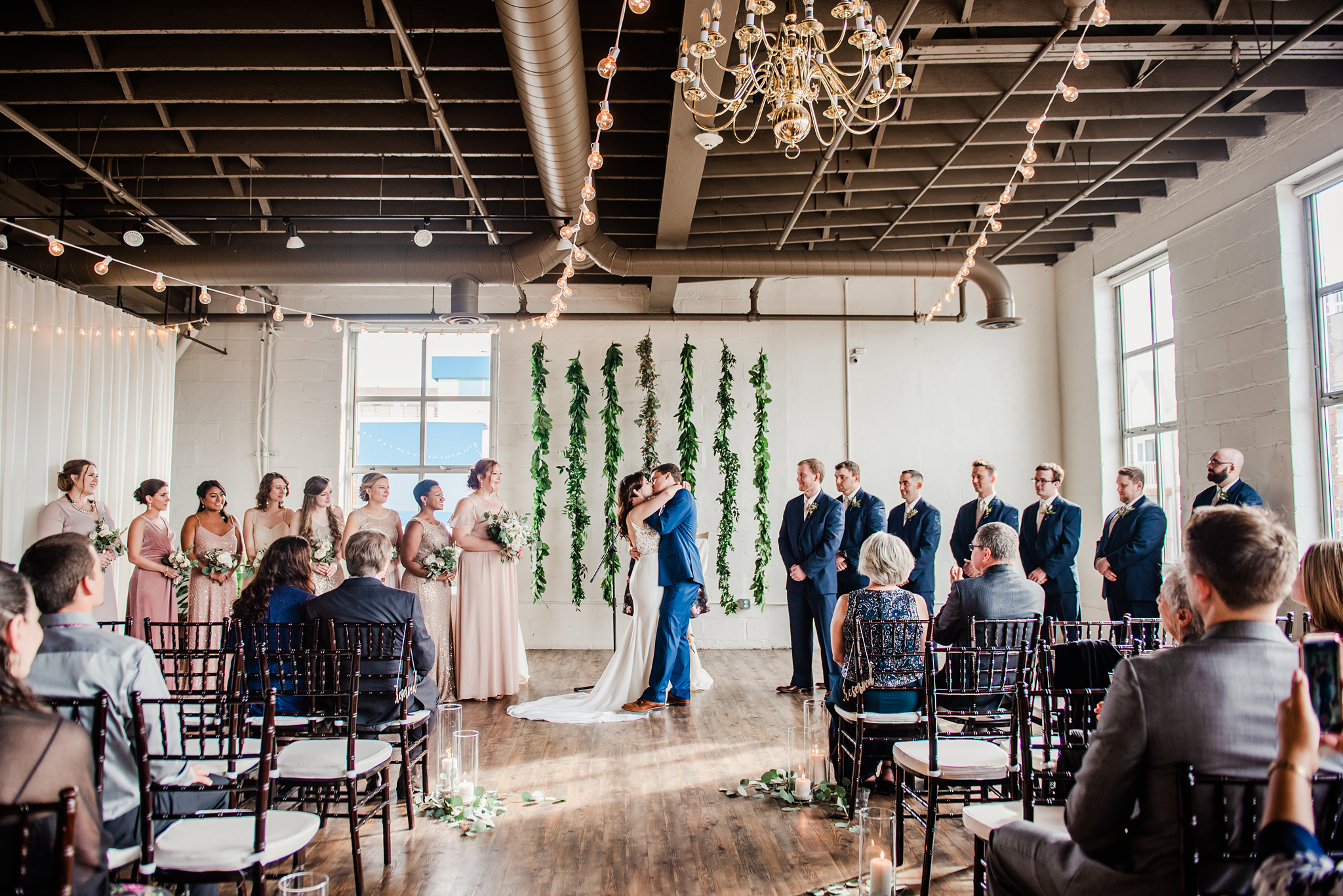 Arbor_Loft_Rochester_Wedding_JILL_STUDIO.jpg