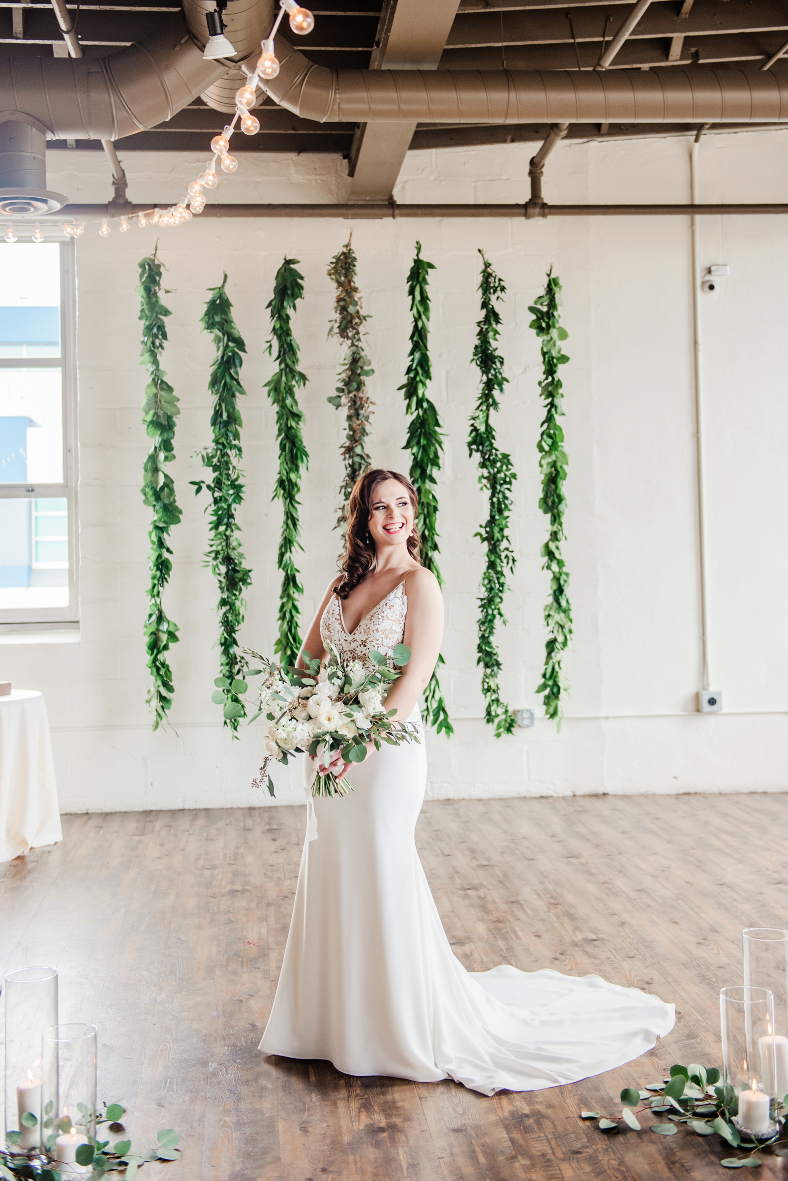 The_Arbor_LoftRochester_Wedding_JILL_STUDIO_Rochester_NY_Photographer_161722.jpg