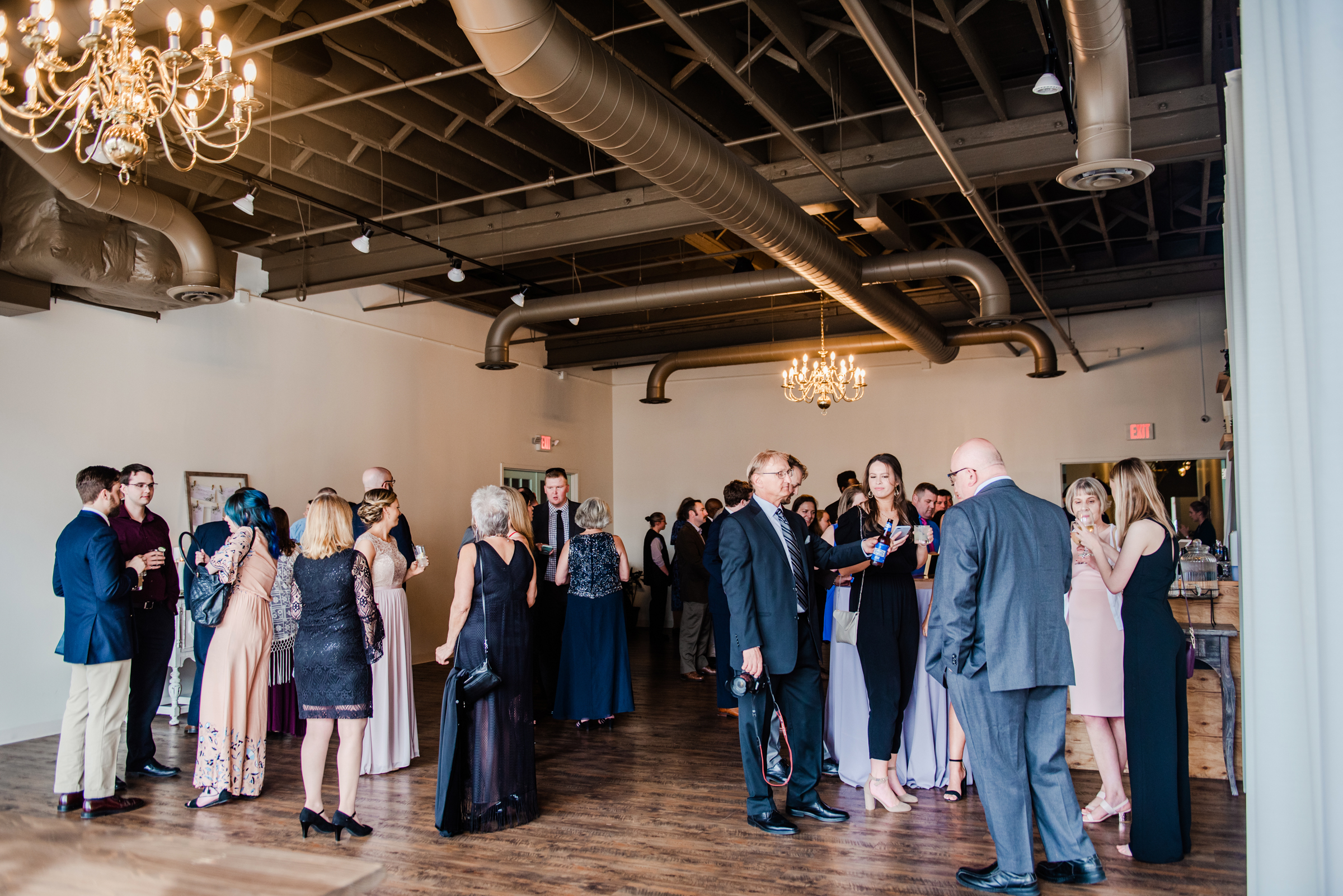 The_Arbor_LoftRochester_Wedding_JILL_STUDIO_Rochester_NY_Photographer_164800.jpg