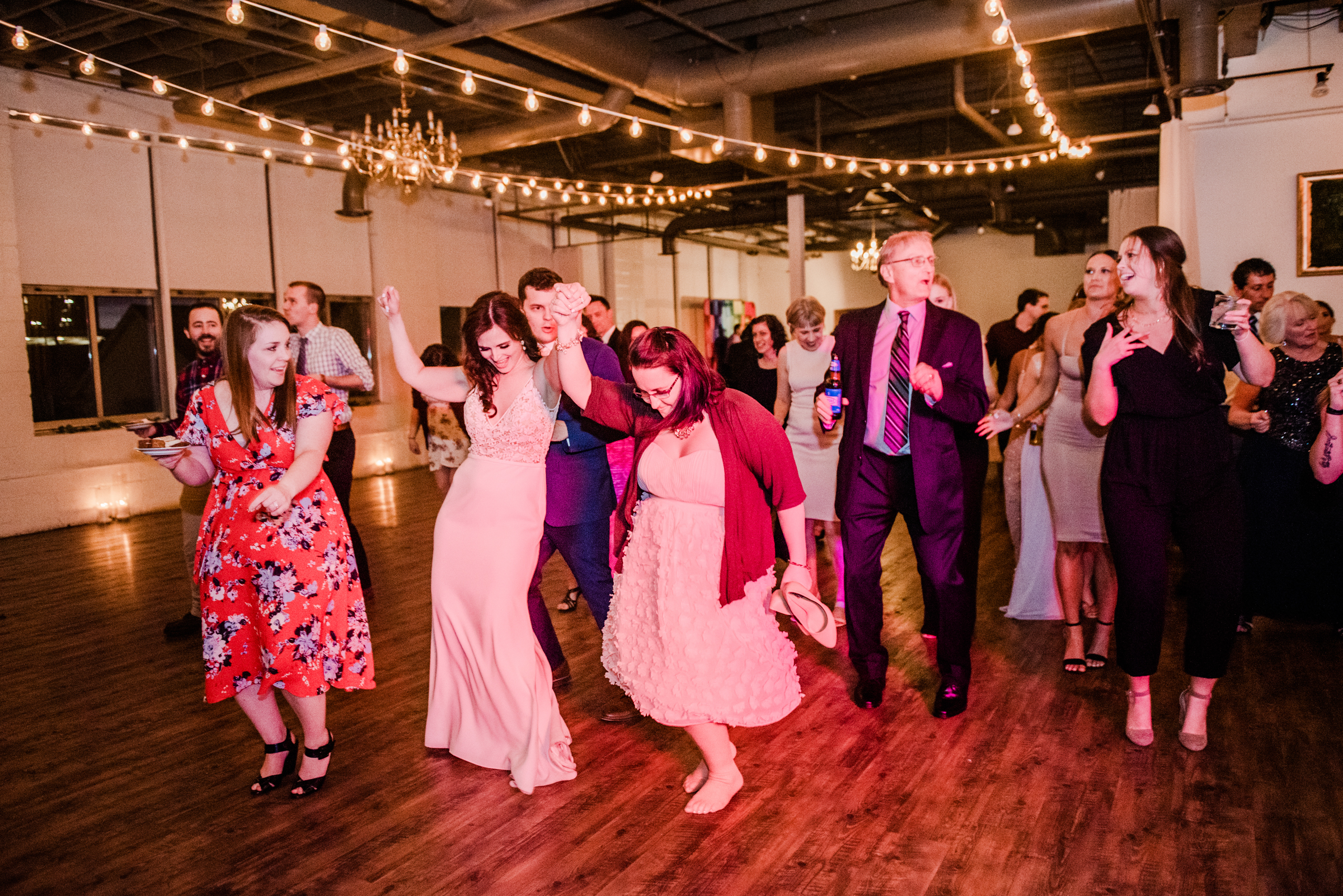 The_Arbor_LoftRochester_Wedding_JILL_STUDIO_Rochester_NY_Photographer_203155.jpg