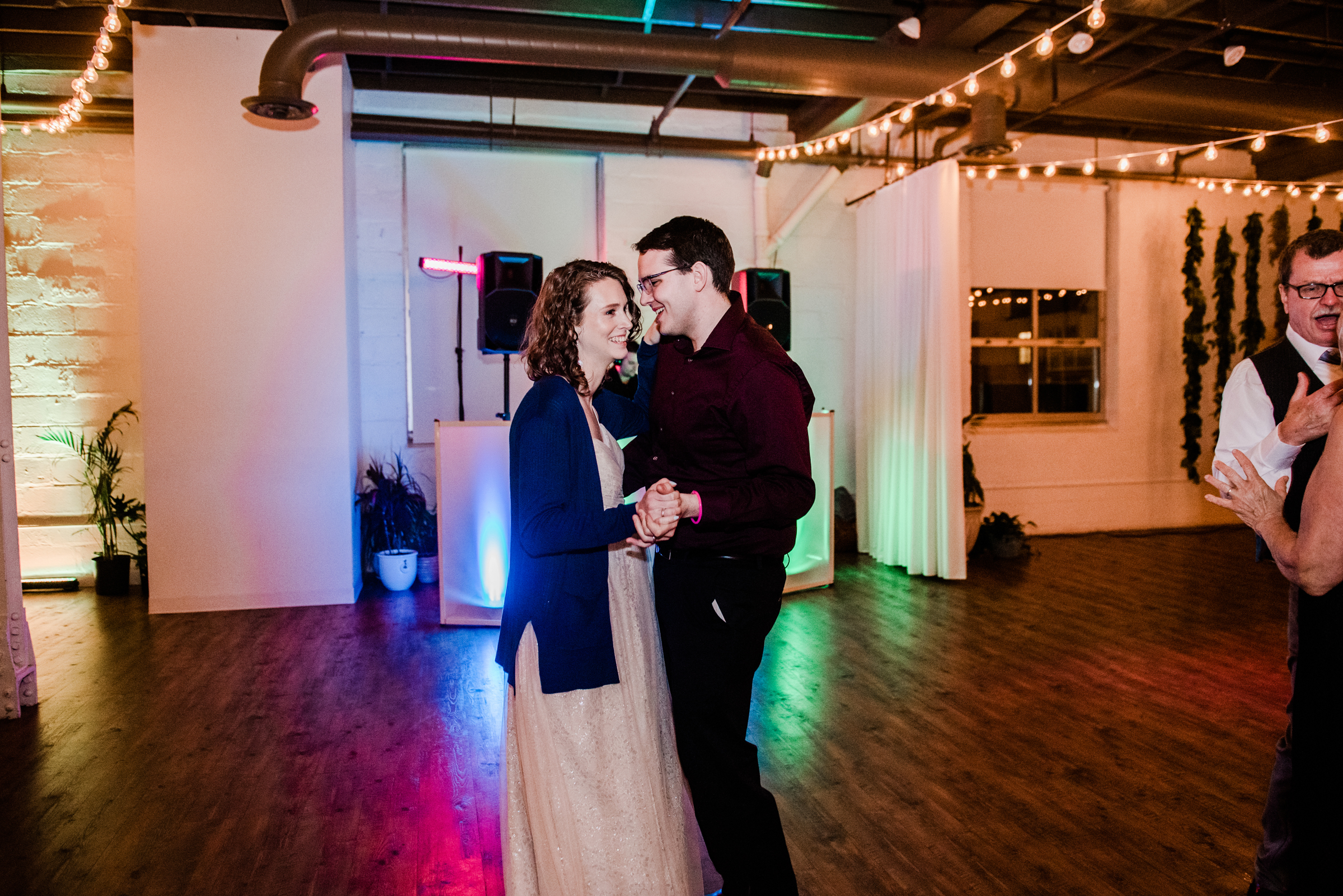 The_Arbor_LoftRochester_Wedding_JILL_STUDIO_Rochester_NY_Photographer_203646.jpg