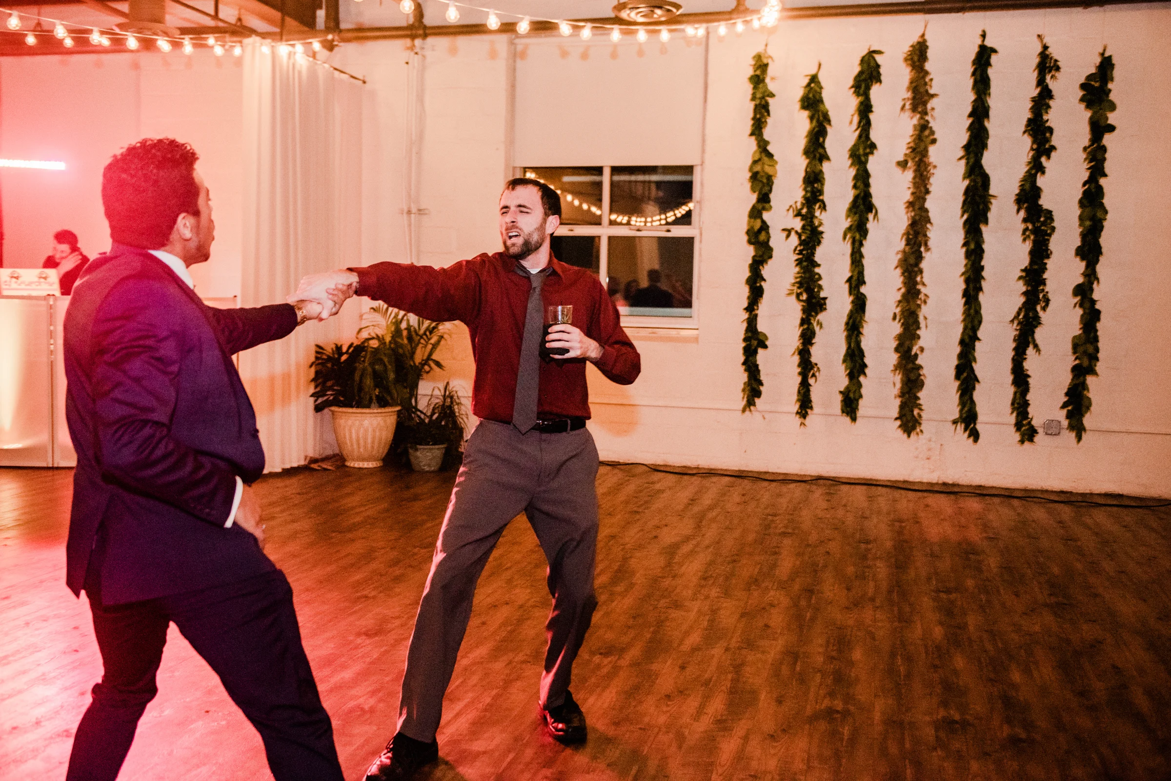 The_Arbor_LoftRochester_Wedding_JILL_STUDIO_Rochester_NY_Photographer_203736.jpg