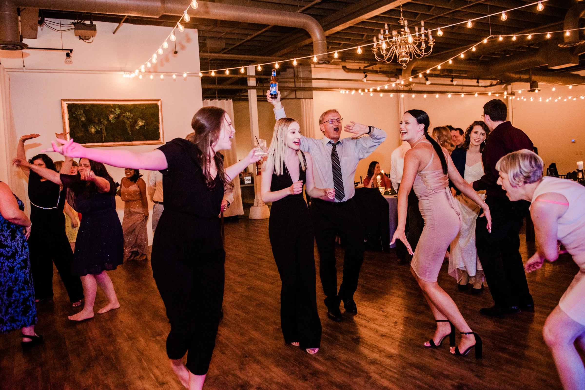 The_Arbor_LoftRochester_Wedding_JILL_STUDIO_Rochester_NY_Photographer_204036.jpg