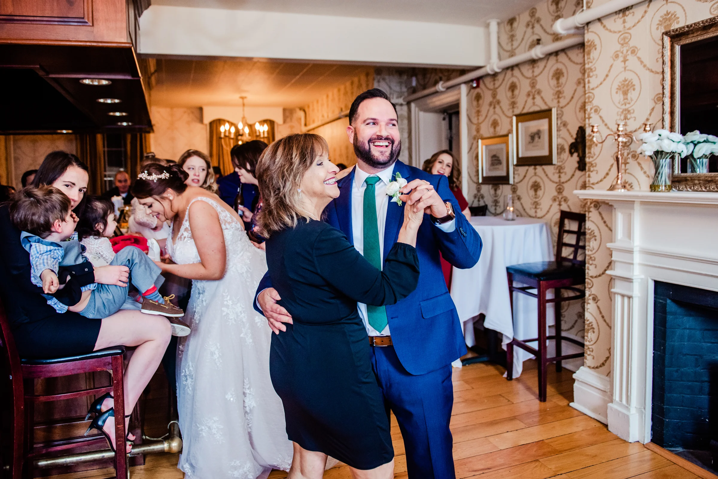 Village_of_Pittsford_Rochester_Wedding_JILL_STUDIO_Rochester_NY_Photographer_DSC_1866.jpg
