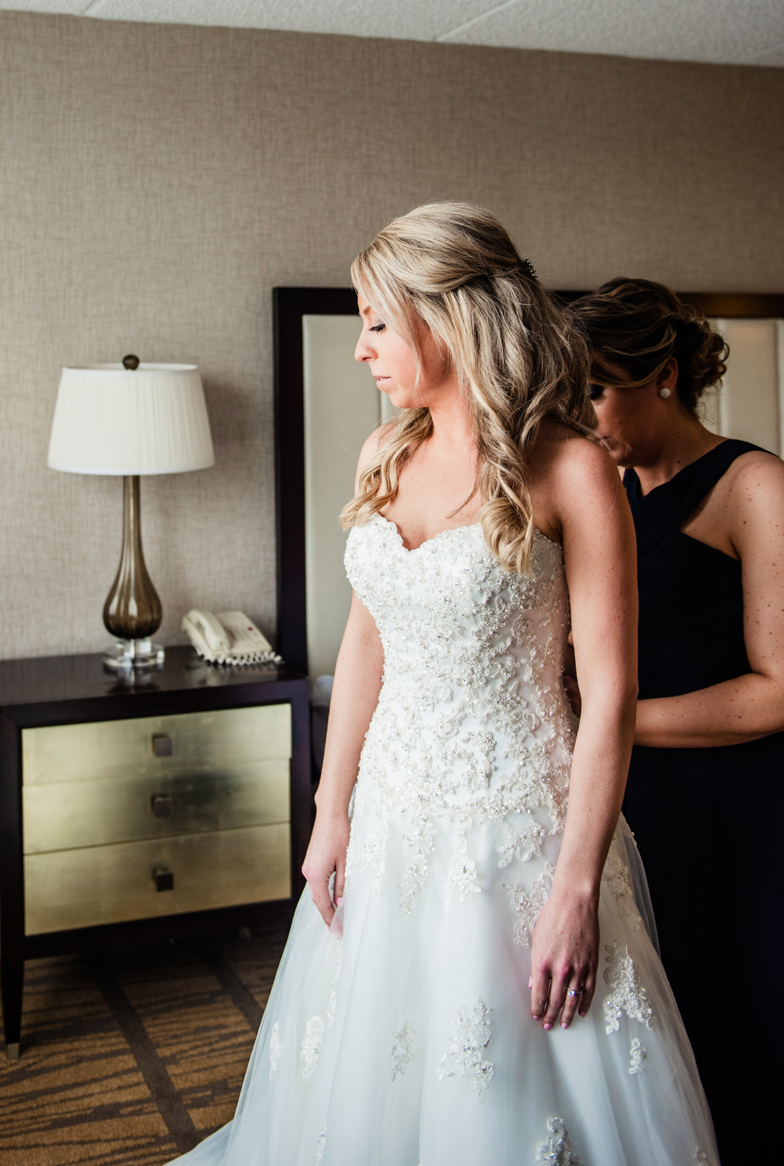 Double_Tree_by_Hilton_Rochester_Wedding_JILL_STUDIO_Rochester_NY_Photographer_DSC_3488.jpg