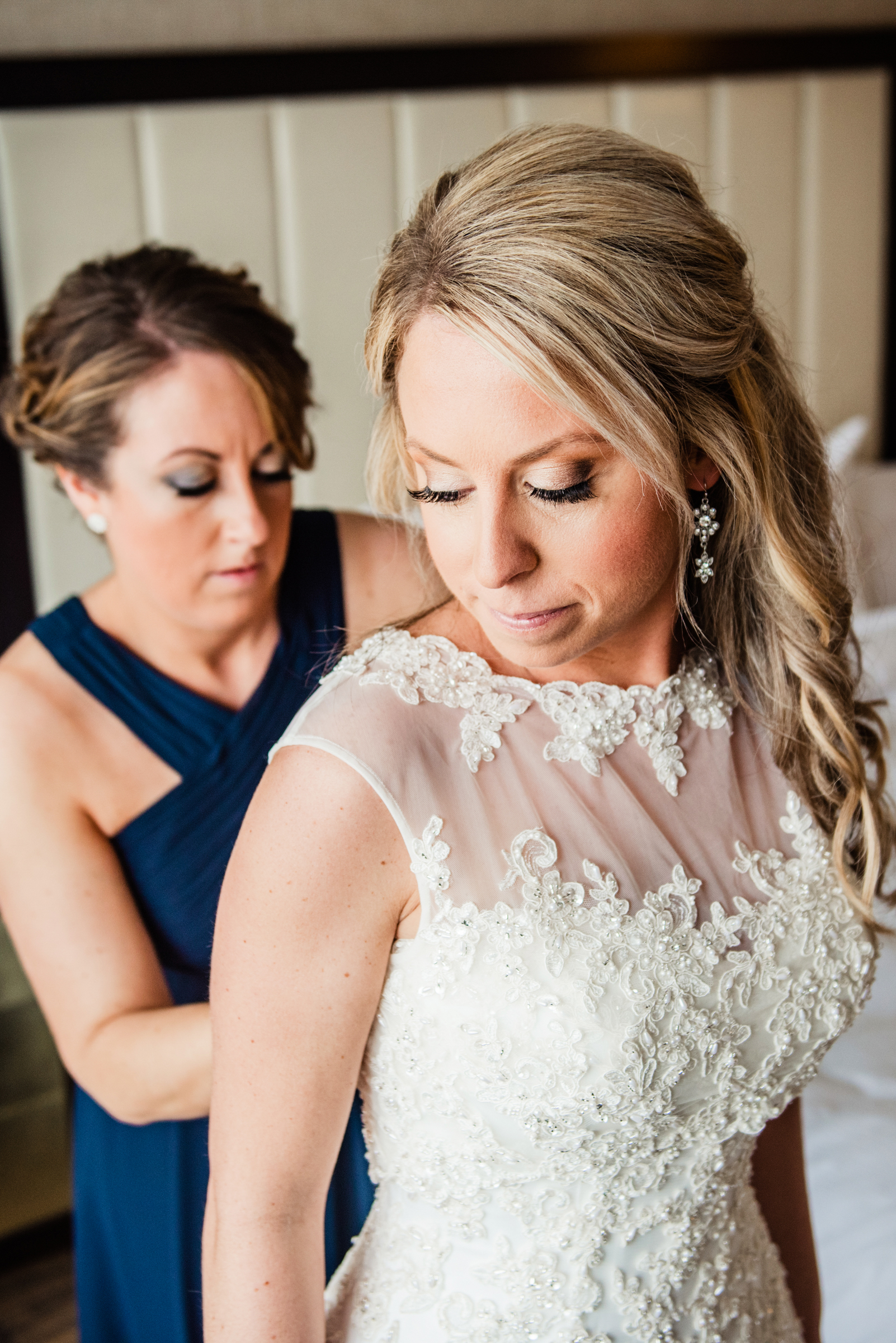 Double_Tree_by_Hilton_Rochester_Wedding_JILL_STUDIO_Rochester_NY_Photographer_DSC_3517.jpg