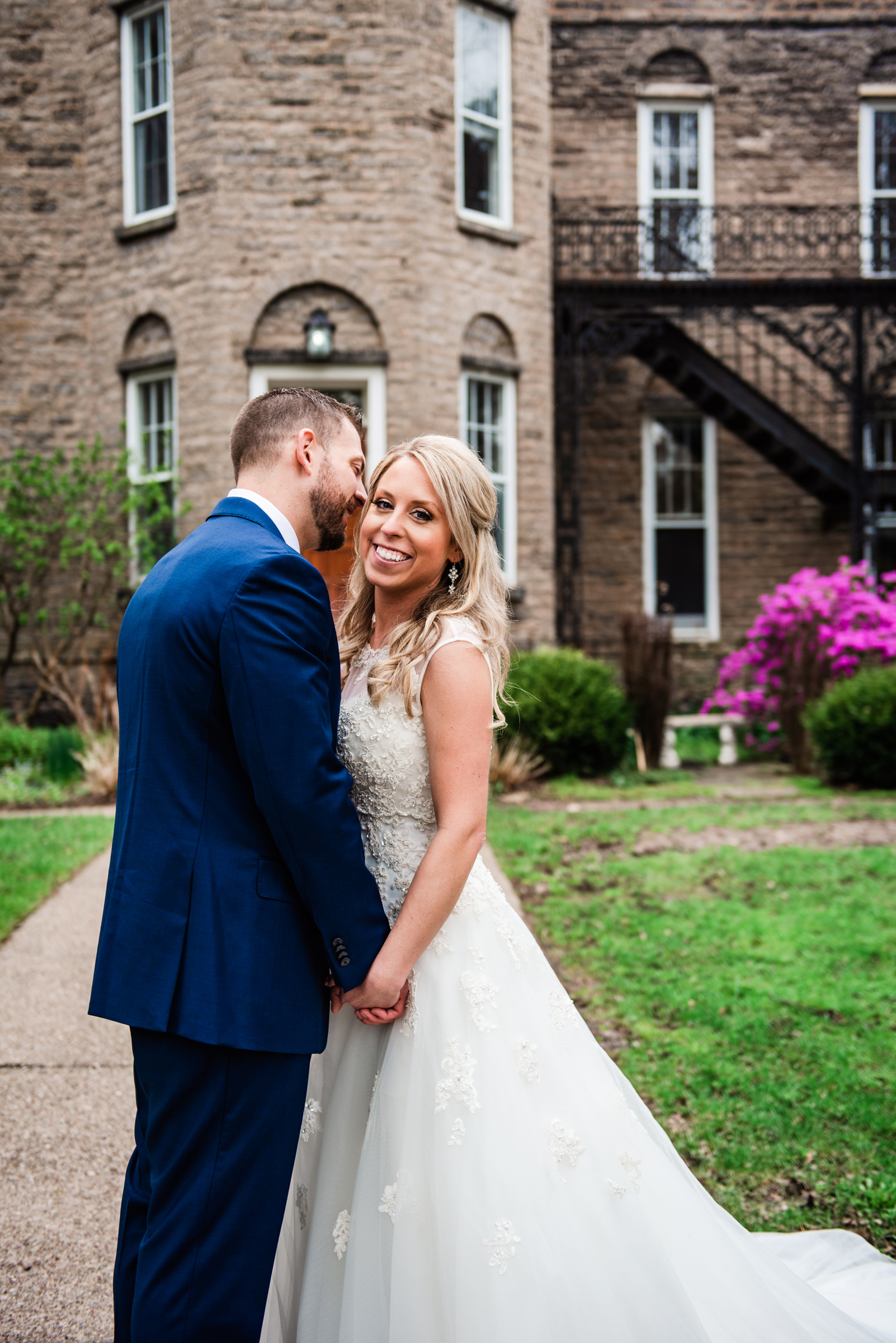 Double_Tree_by_Hilton_Rochester_Wedding_JILL_STUDIO_Rochester_NY_Photographer_DSC_4009.jpg