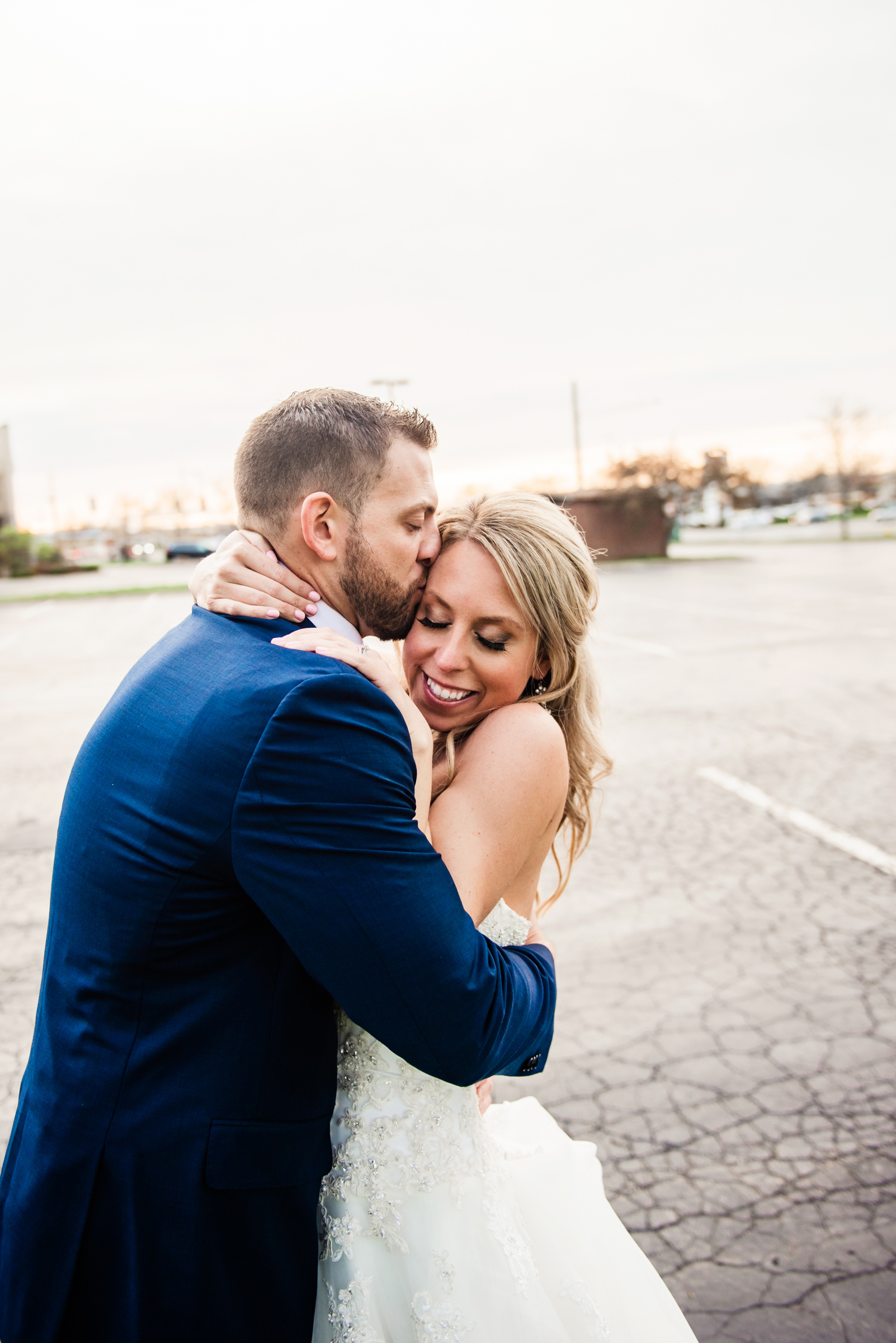 Double_Tree_by_Hilton_Rochester_Wedding_JILL_STUDIO_Rochester_NY_Photographer_DSC_4634.jpg