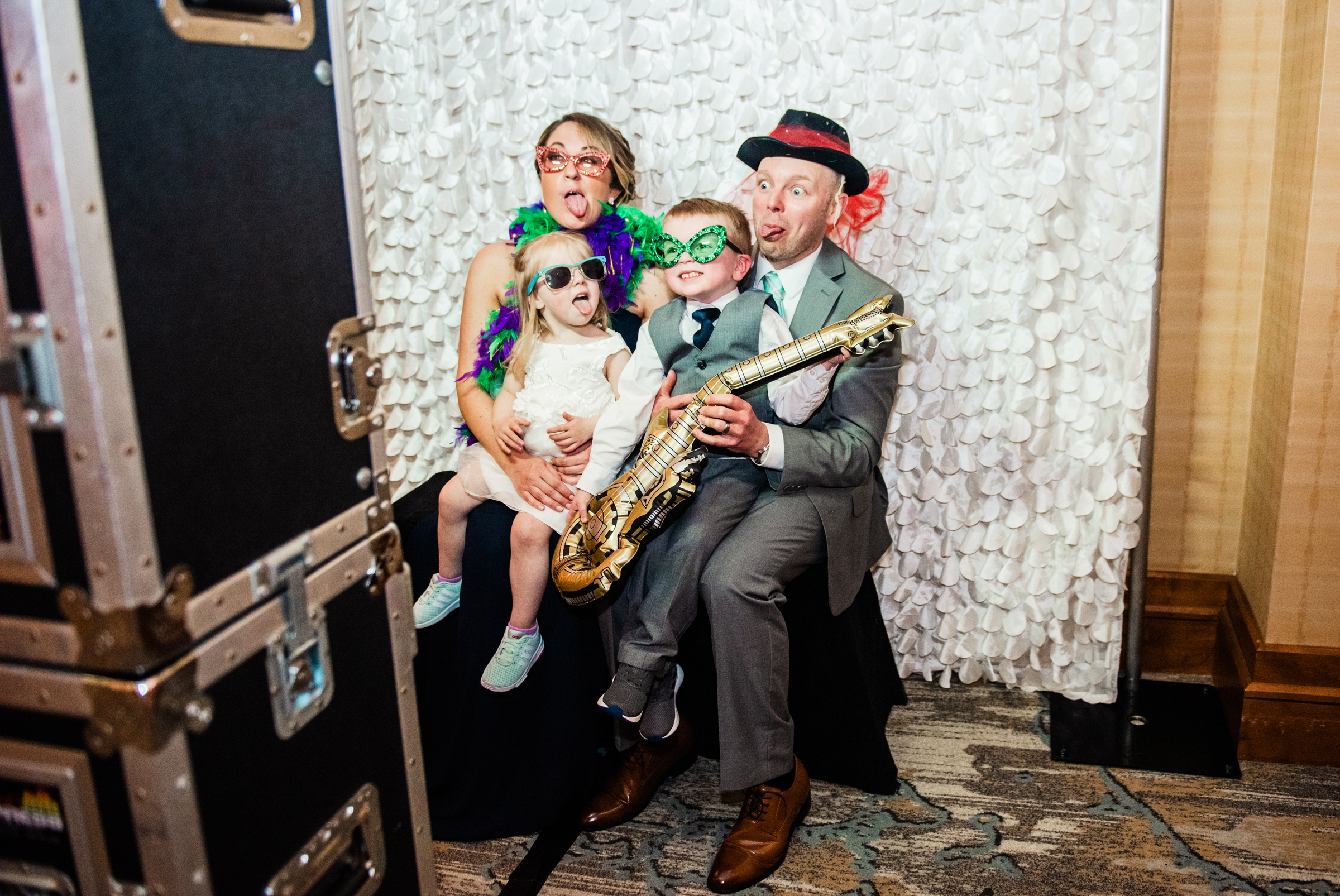 Double_Tree_by_Hilton_Rochester_Wedding_JILL_STUDIO_Rochester_NY_Photographer_DSC_4855.jpg