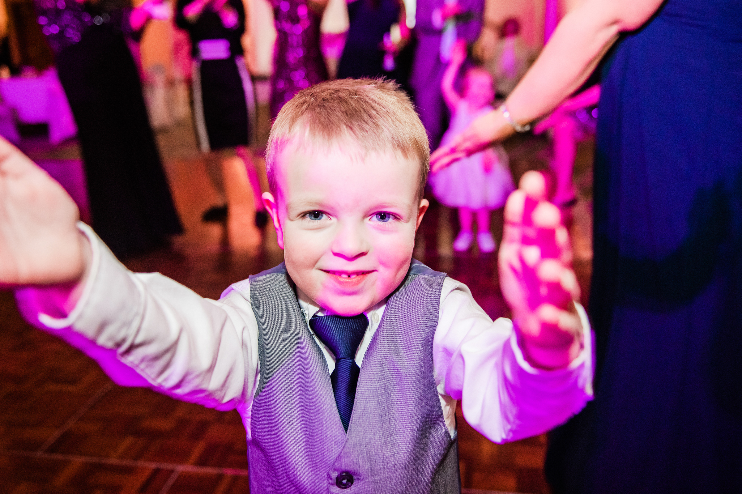 Double_Tree_by_Hilton_Rochester_Wedding_JILL_STUDIO_Rochester_NY_Photographer_DSC_4927.jpg