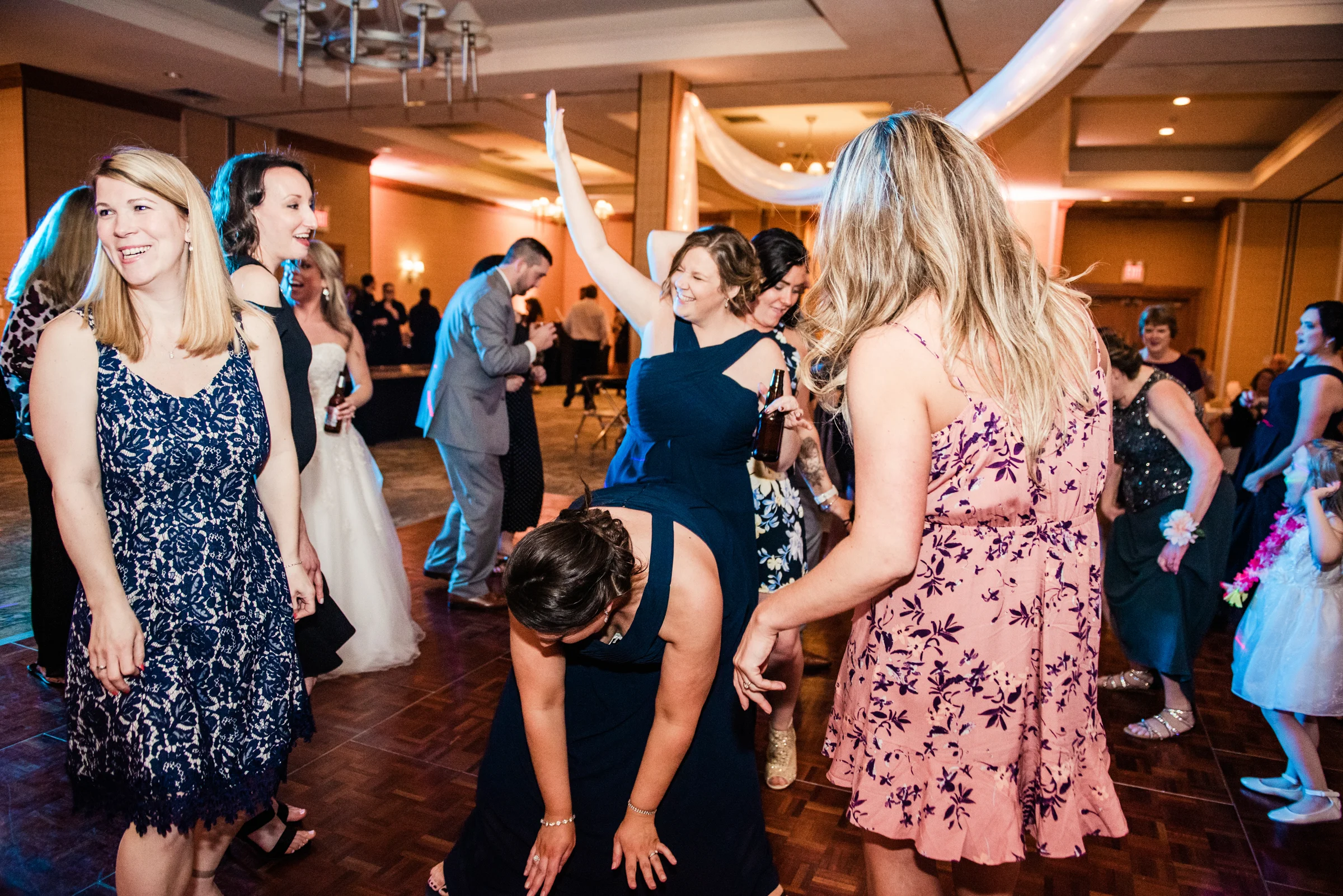Double_Tree_by_Hilton_Rochester_Wedding_JILL_STUDIO_Rochester_NY_Photographer_DSC_4965.jpg
