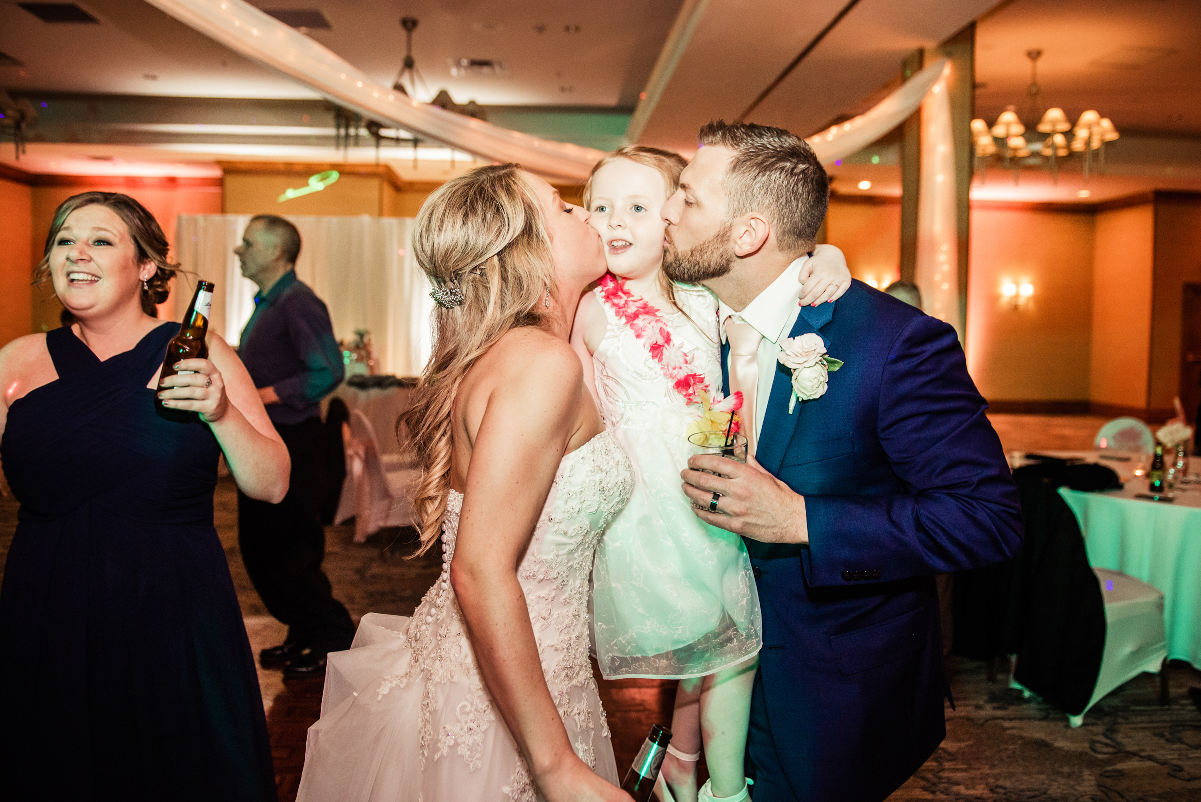 Double_Tree_by_Hilton_Rochester_Wedding_JILL_STUDIO_Rochester_NY_Photographer_DSC_4992.jpg