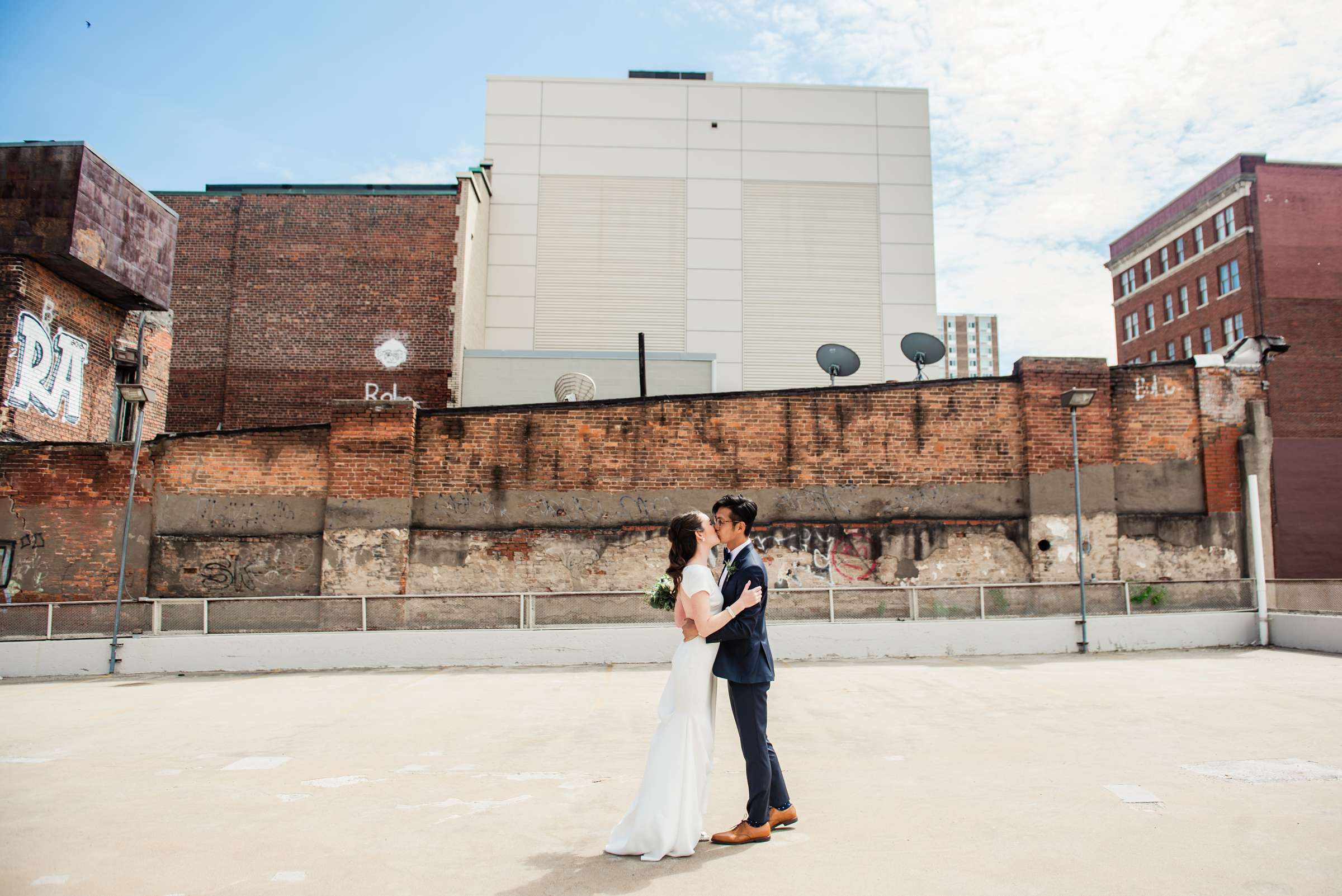 SKY_Armory_Syracuse_Wedding_JILL_STUDIO_Rochester_NY_Photographer_DSC_5264.jpg